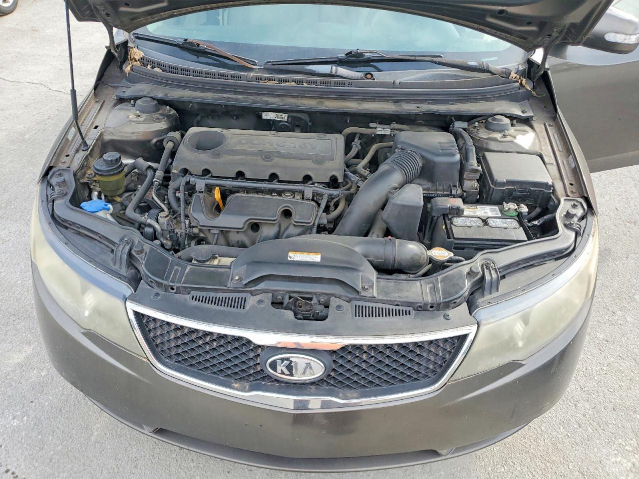 2010 KIA FORTE EX photo 11