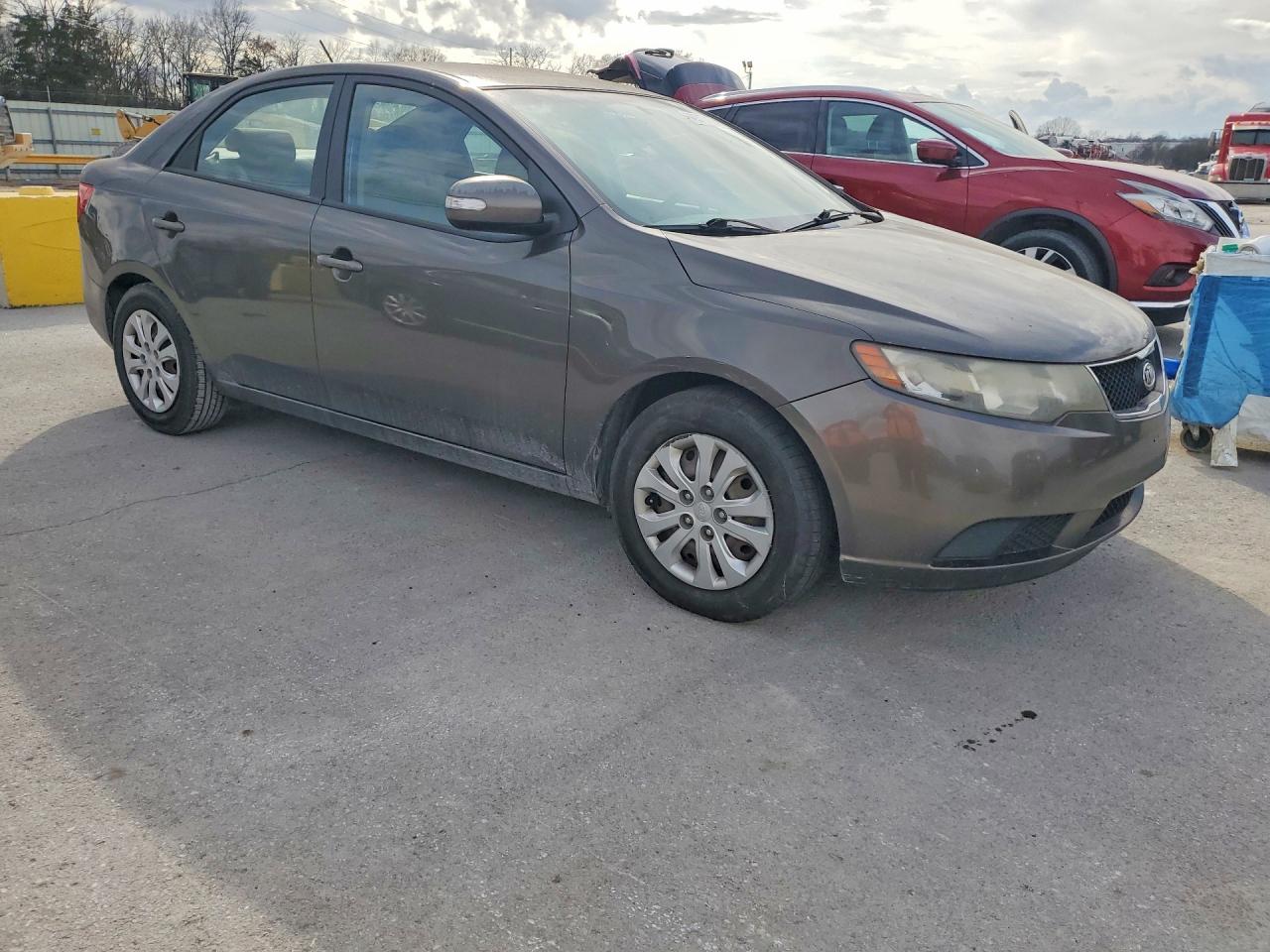 2010 KIA FORTE EX photo 4