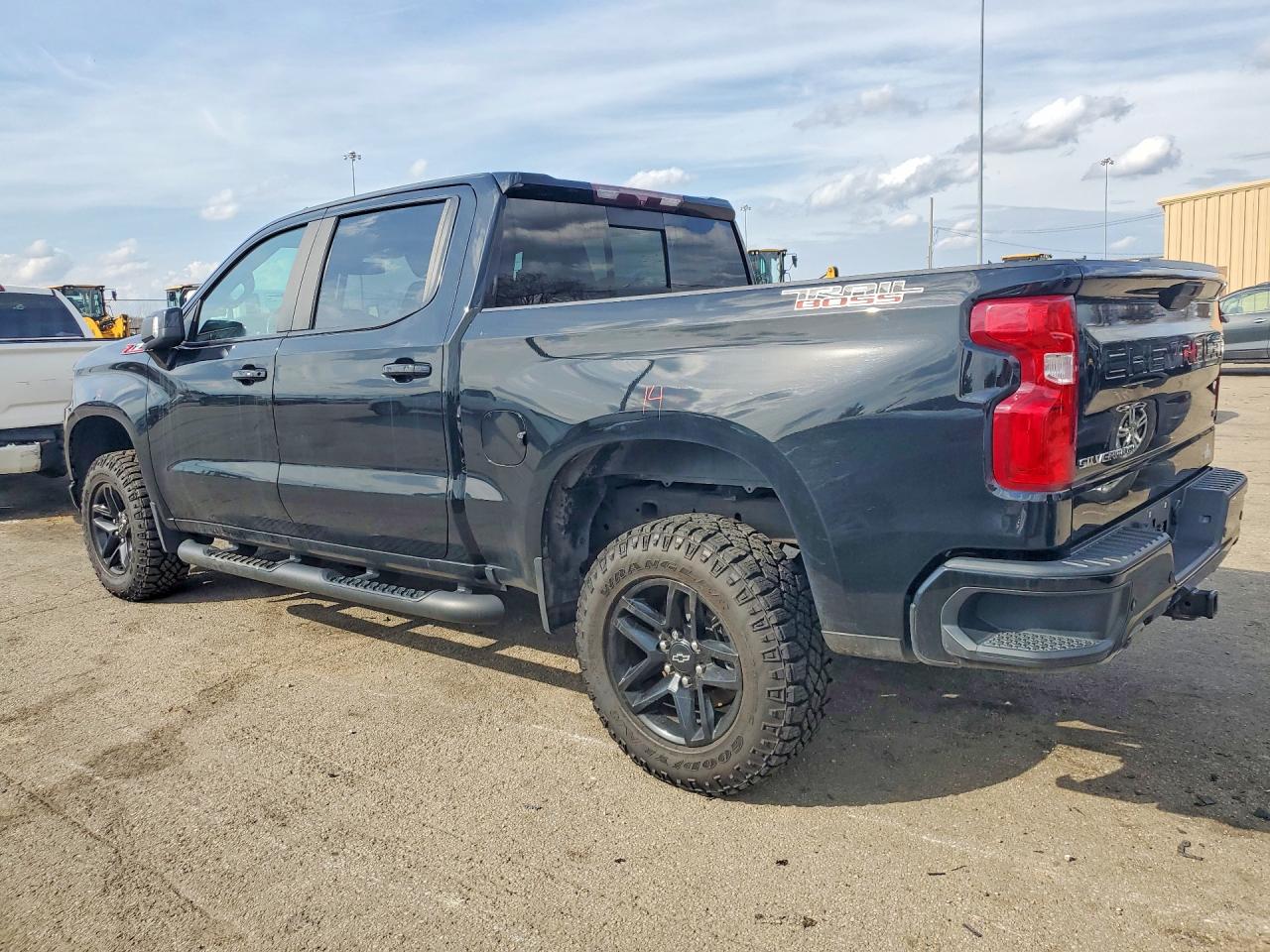 2020 CHEVROLET SILVERADO K1500 LT TRAIL BOSS photo 4
