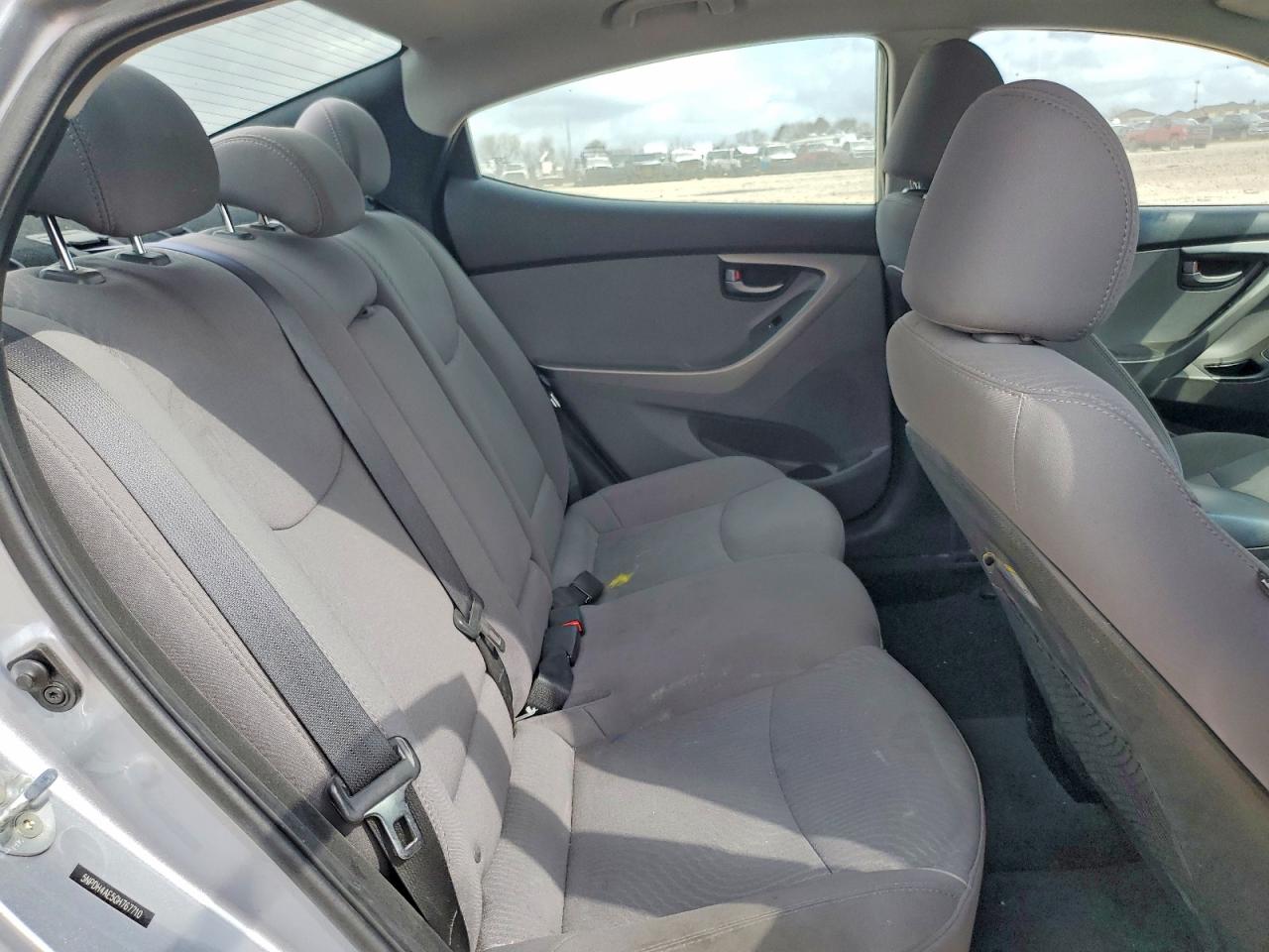 2016 HYUNDAI ELANTRA SE photo 10