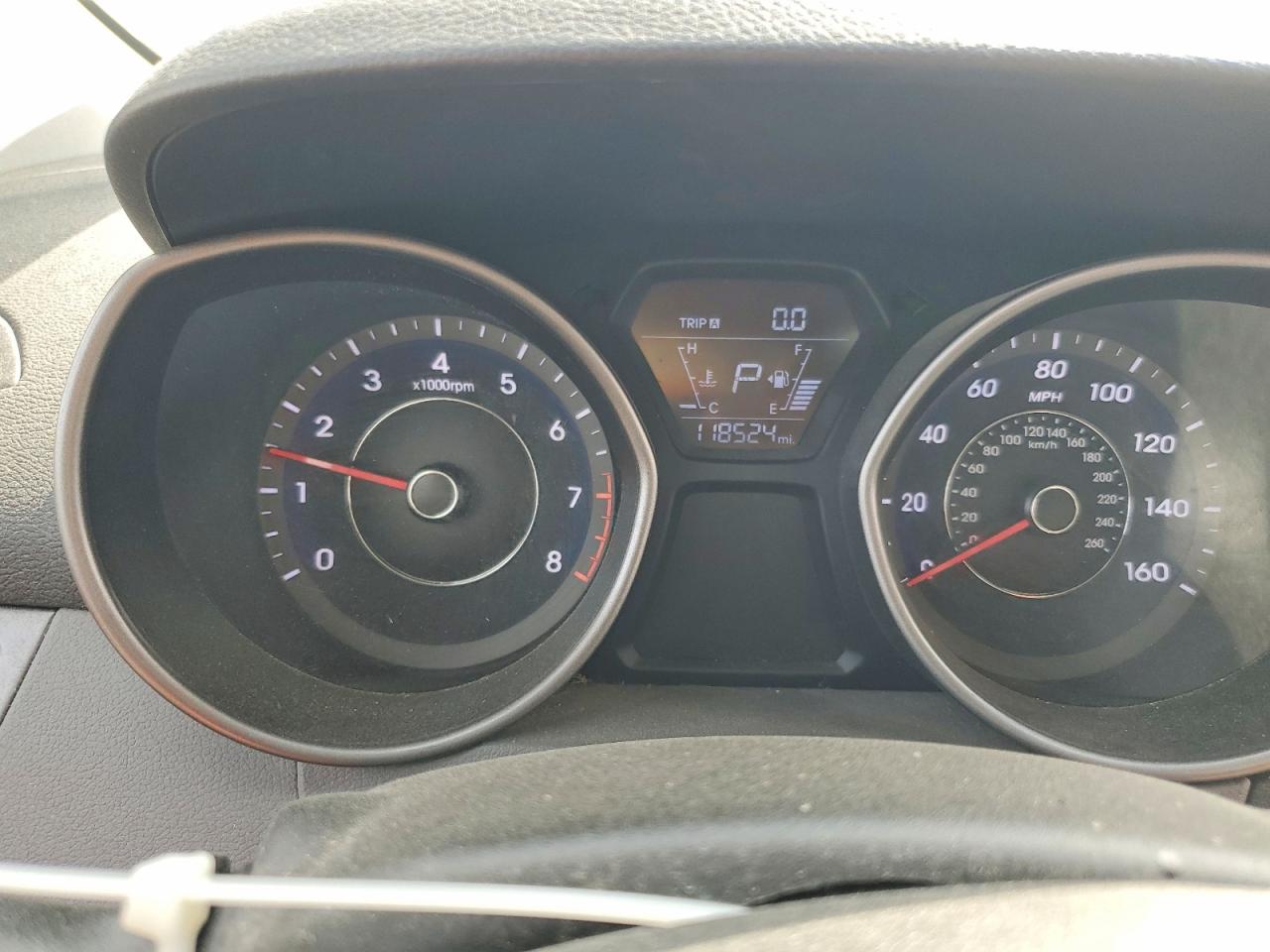 2016 HYUNDAI ELANTRA SE photo 9