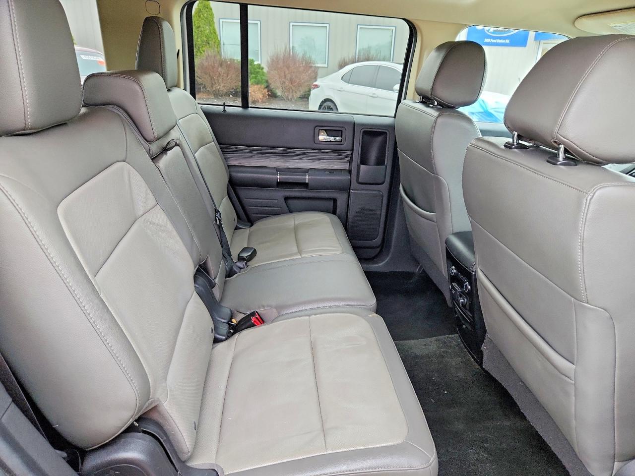 2016 FORD FLEX LIMITED photo 21