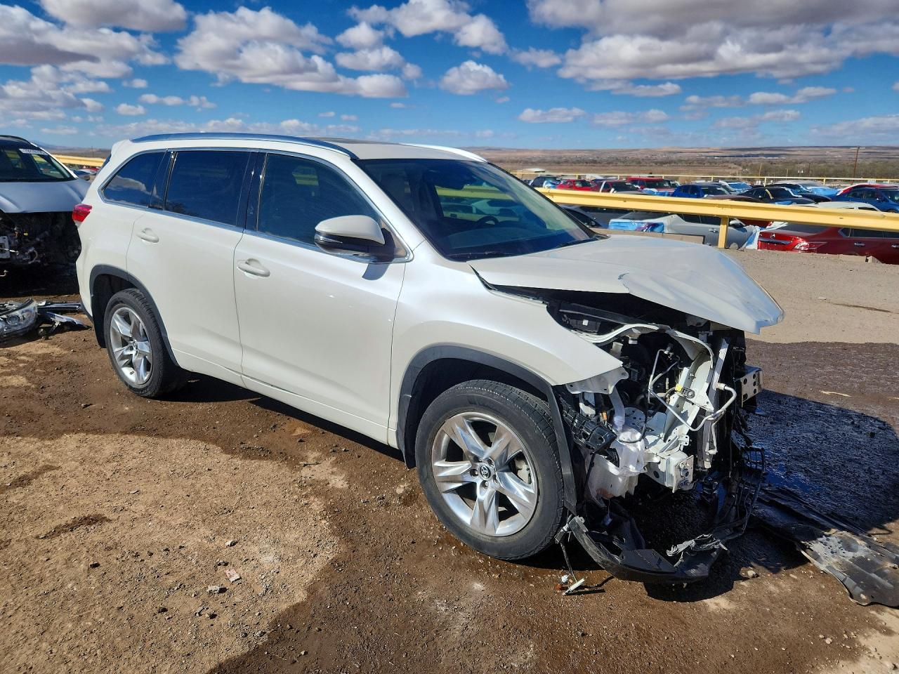 2018 TOYOTA HIGHLANDER LIMITED photo 7