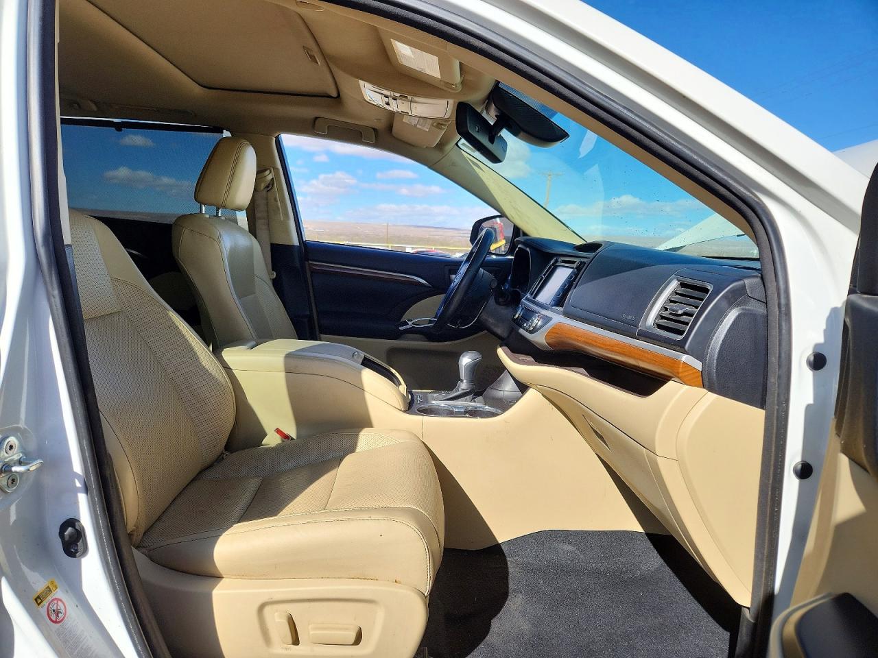 2018 TOYOTA HIGHLANDER LIMITED photo 13