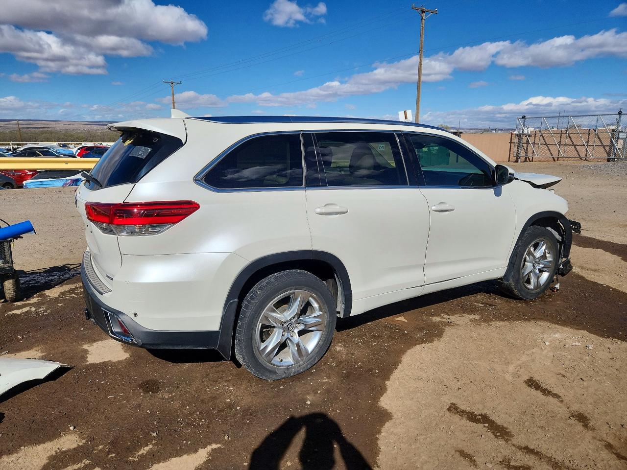 2018 TOYOTA HIGHLANDER LIMITED photo 5