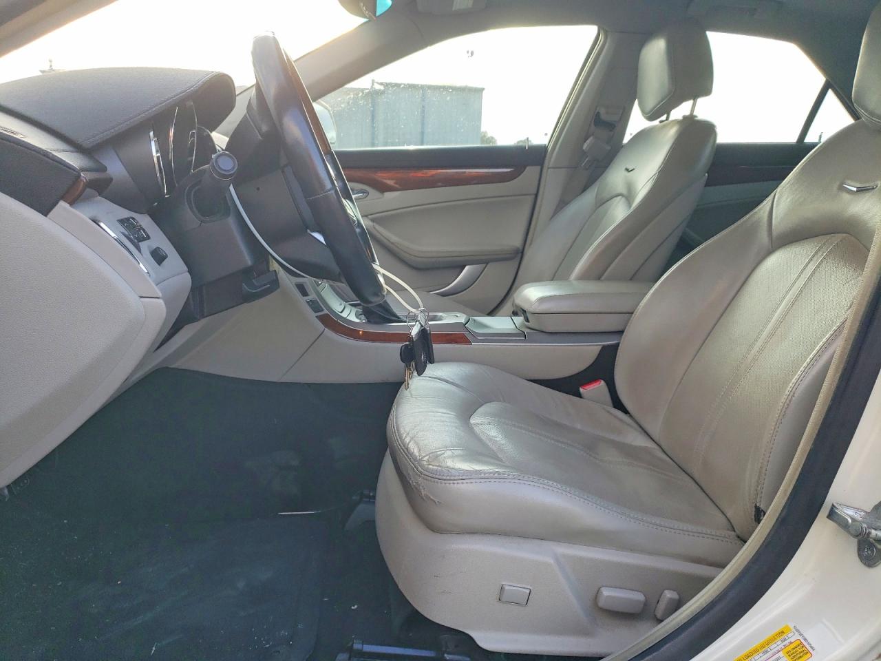 2011 CADILLAC CTS LUXURY COLLECTION photo 13