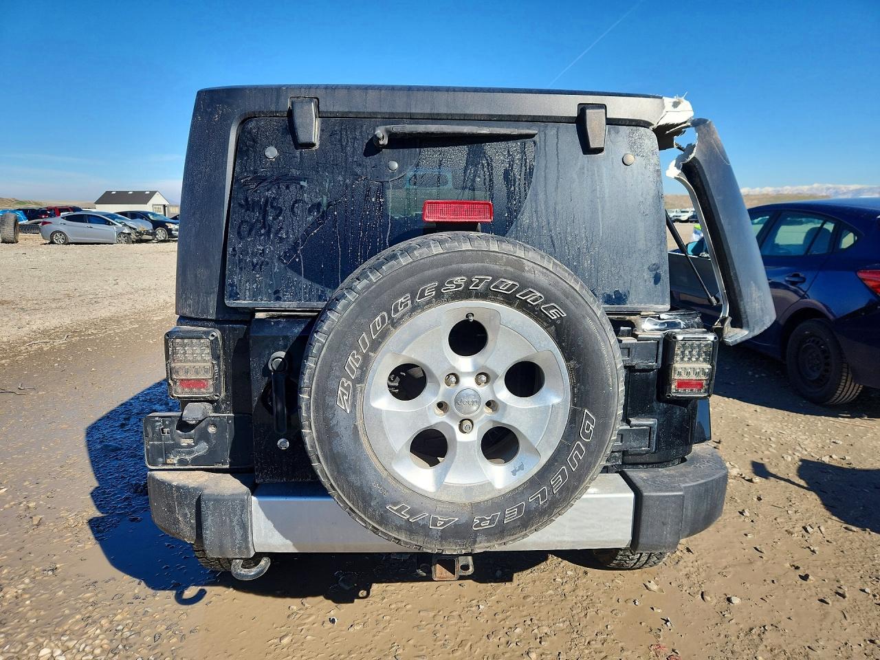 2014 JEEP WRANGLER SAHARA photo 11