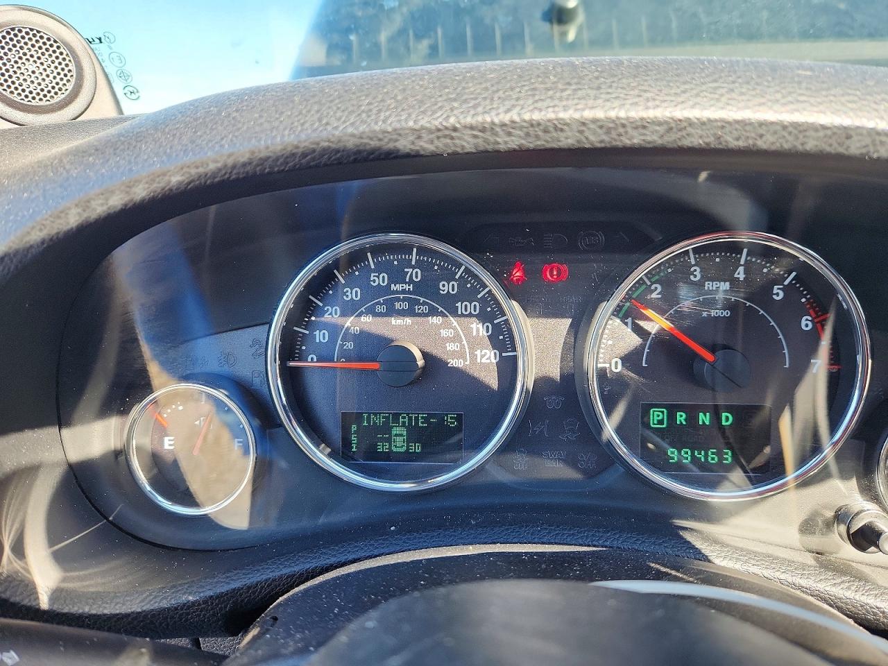2014 JEEP WRANGLER SAHARA photo 17