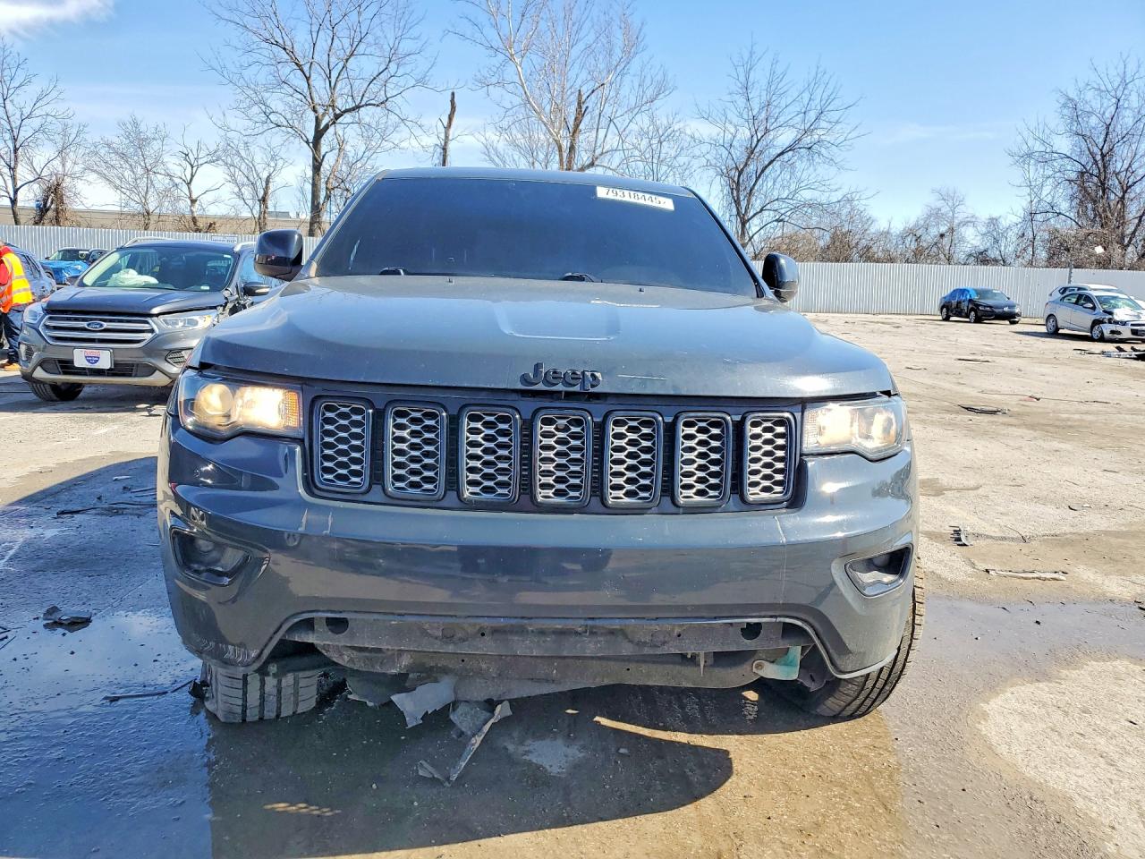 2018 JEEP GRAND CHEROKEE LAREDO photo 9
