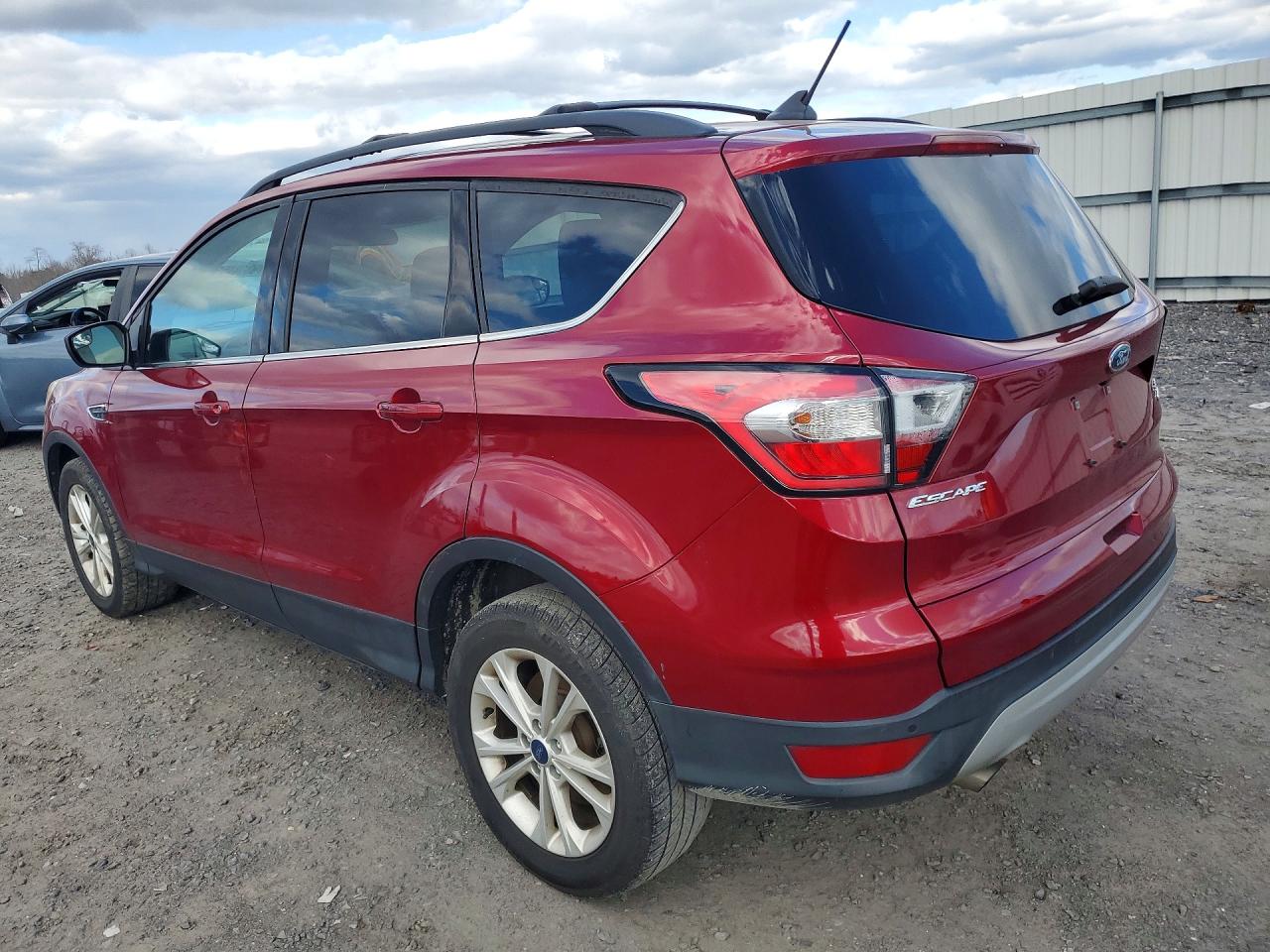 2018 FORD ESCAPE SEL photo 3