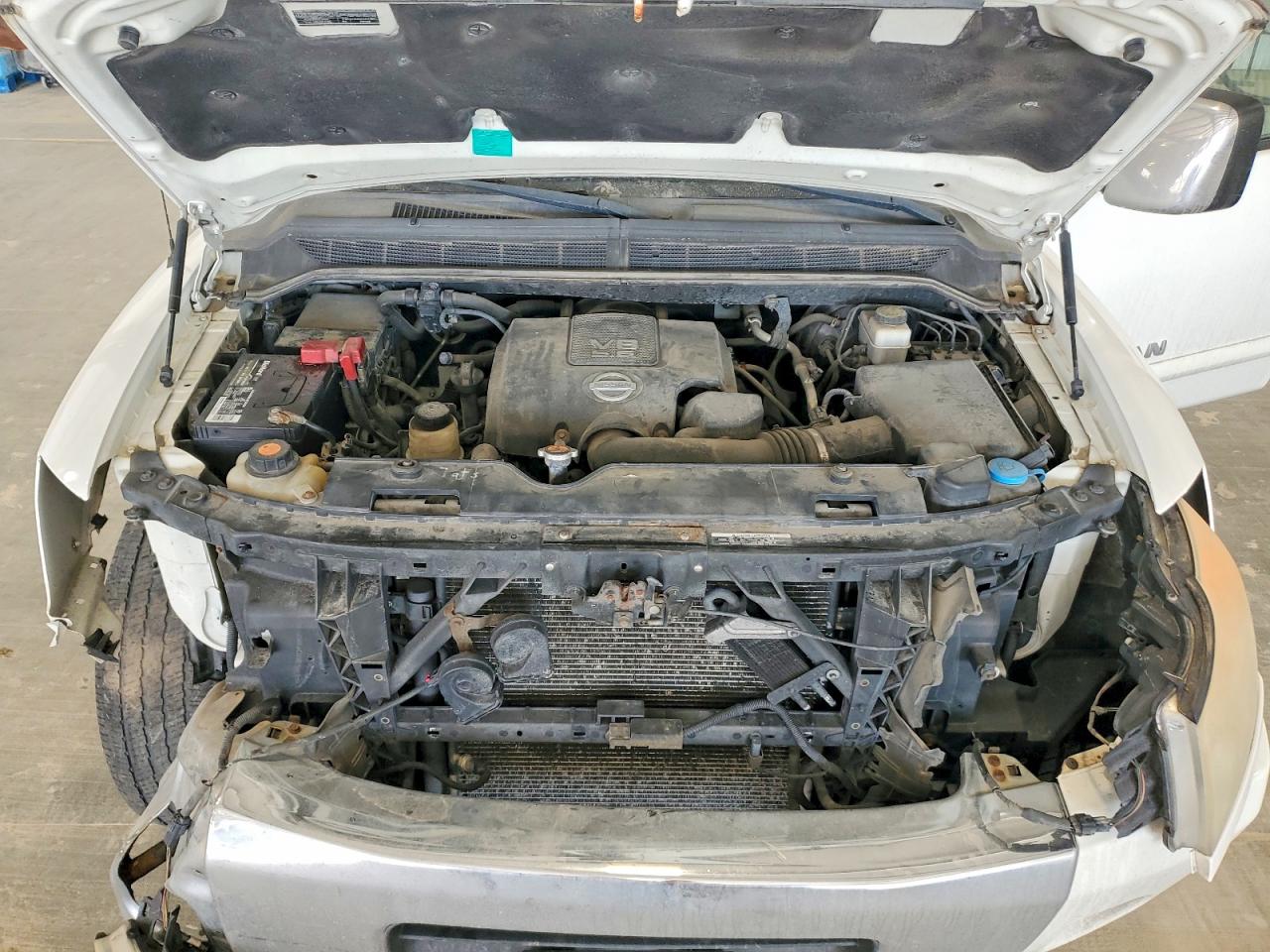 2010 NISSAN TITAN SE photo 11