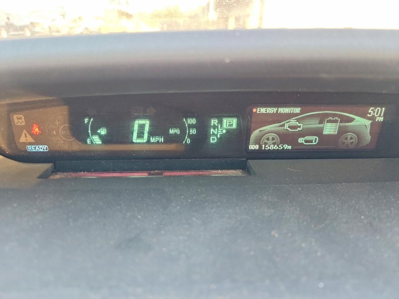 2015 TOYOTA PRIUS FIVE photo 9