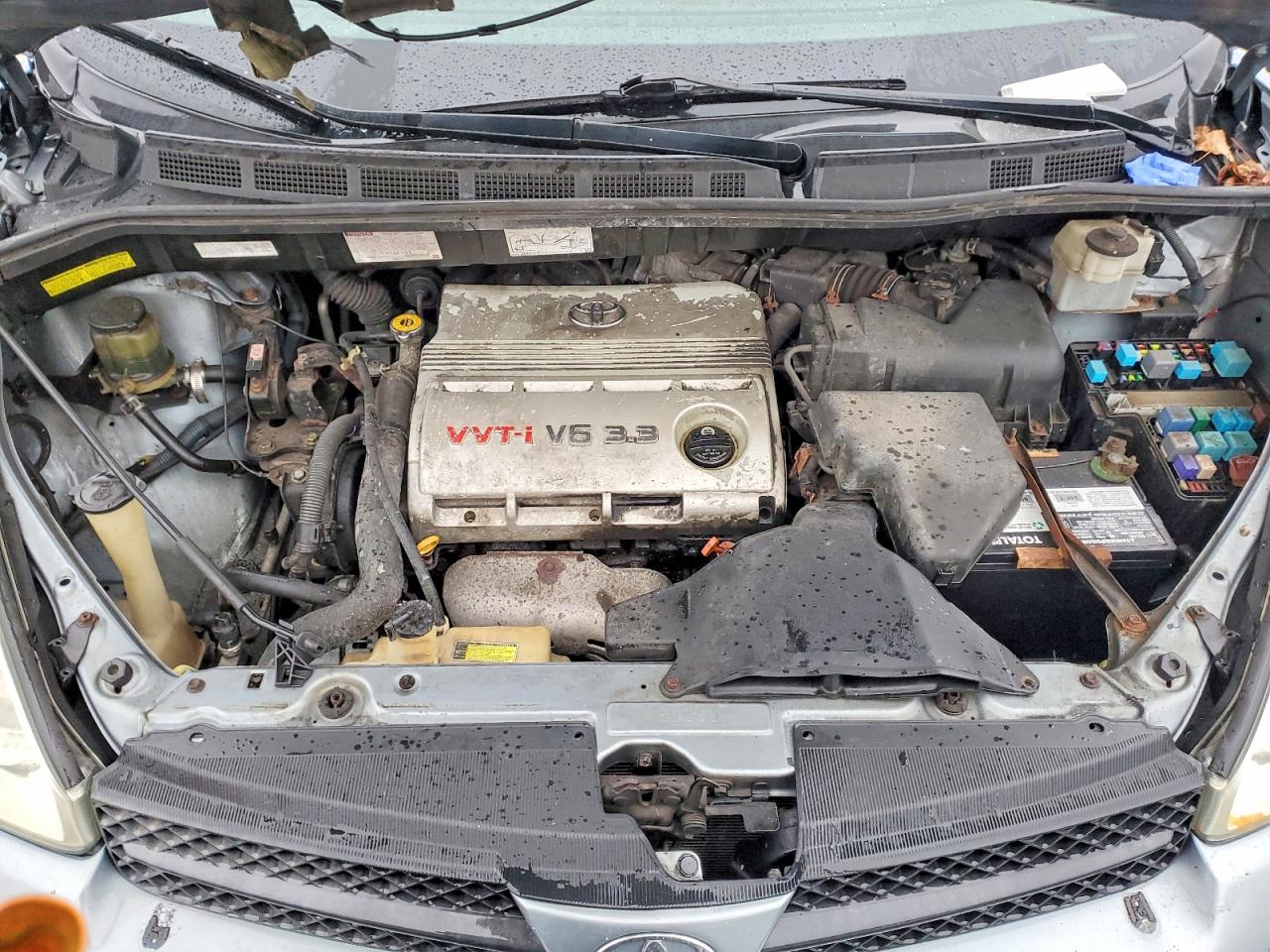 2004 TOYOTA SIENNA LE 7 PASSENGER photo 12