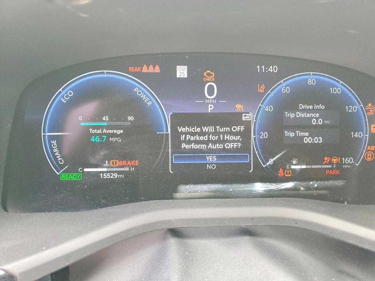 2025 TOYOTA CAMRY XLE photo 17