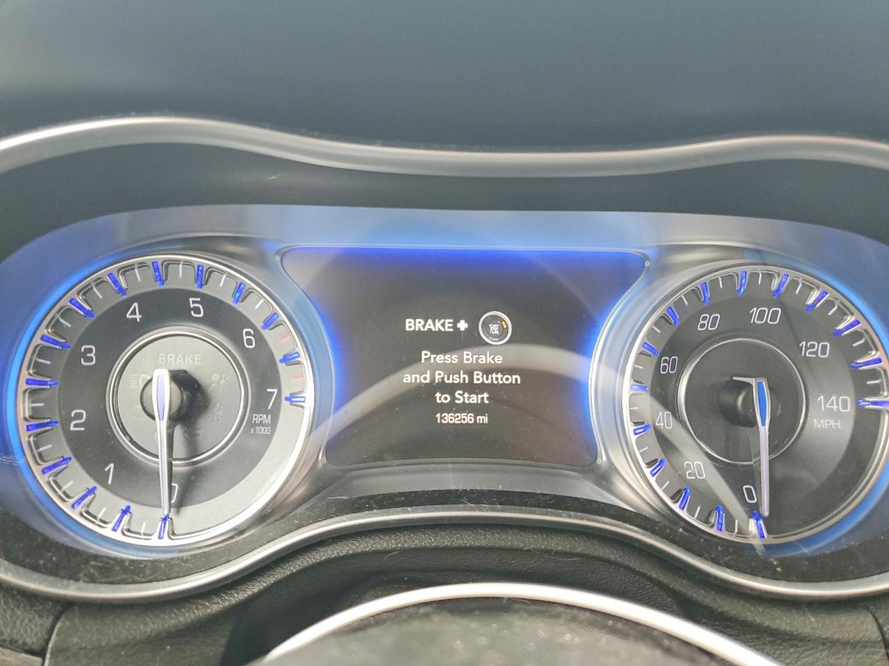 2016 CHRYSLER 300 photo 17