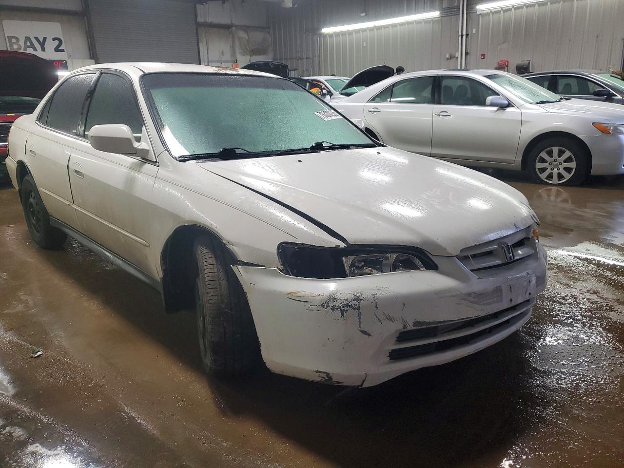 2002 HONDA ACCORD LX photo 4