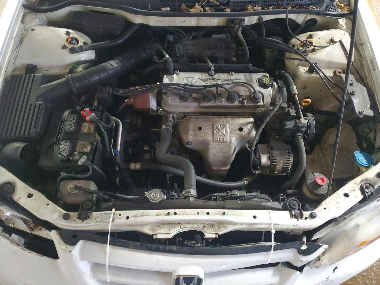 2002 HONDA ACCORD LX photo 11