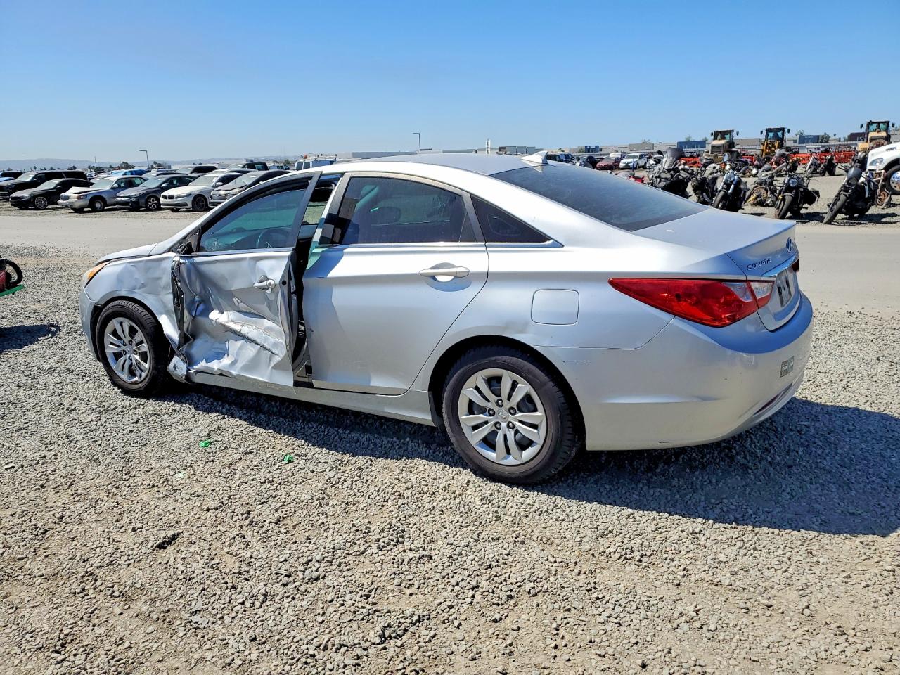 2013 HYUNDAI SONATA GLS photo 3