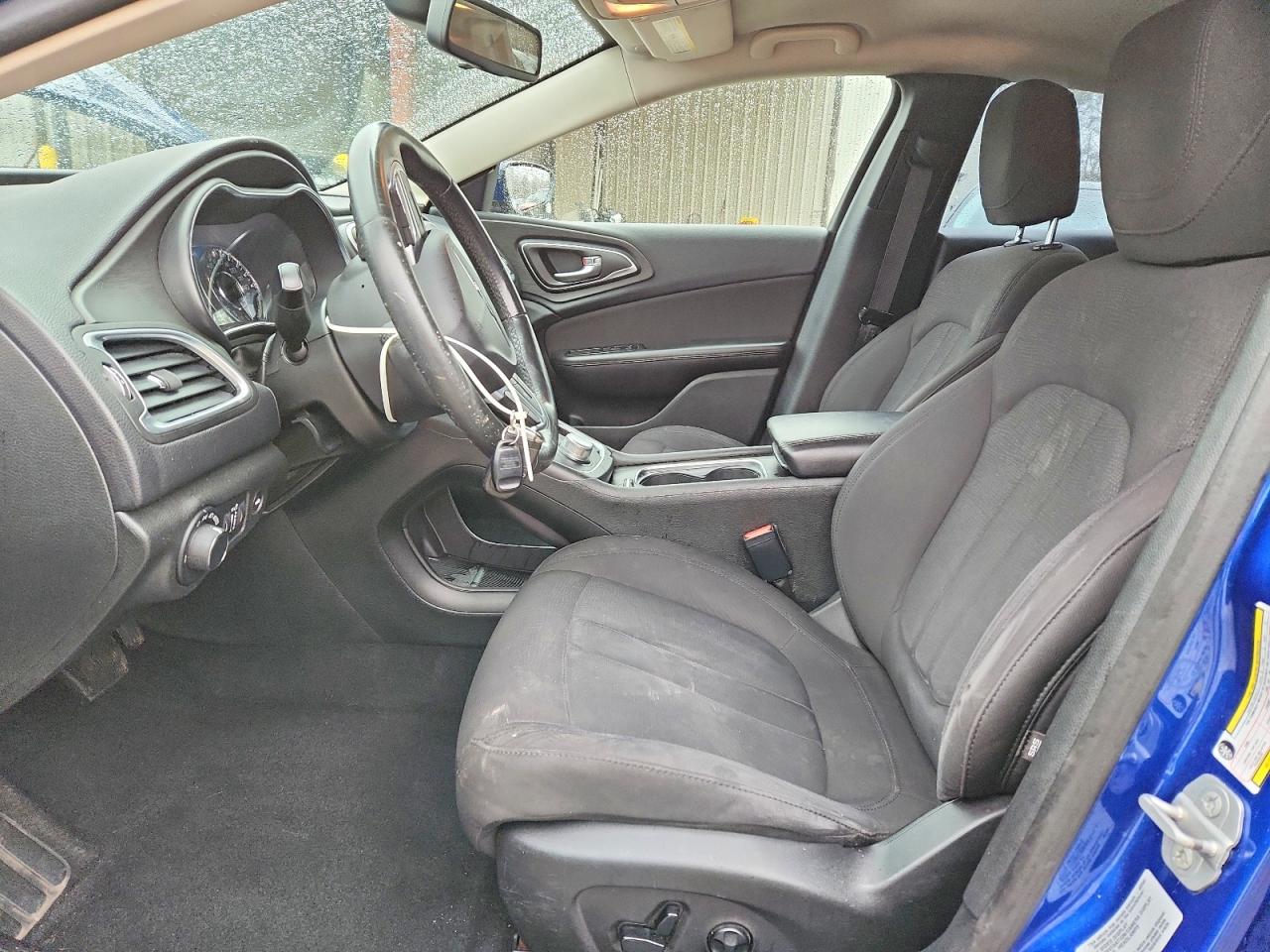 2015 CHRYSLER 200 LIMITED photo 13