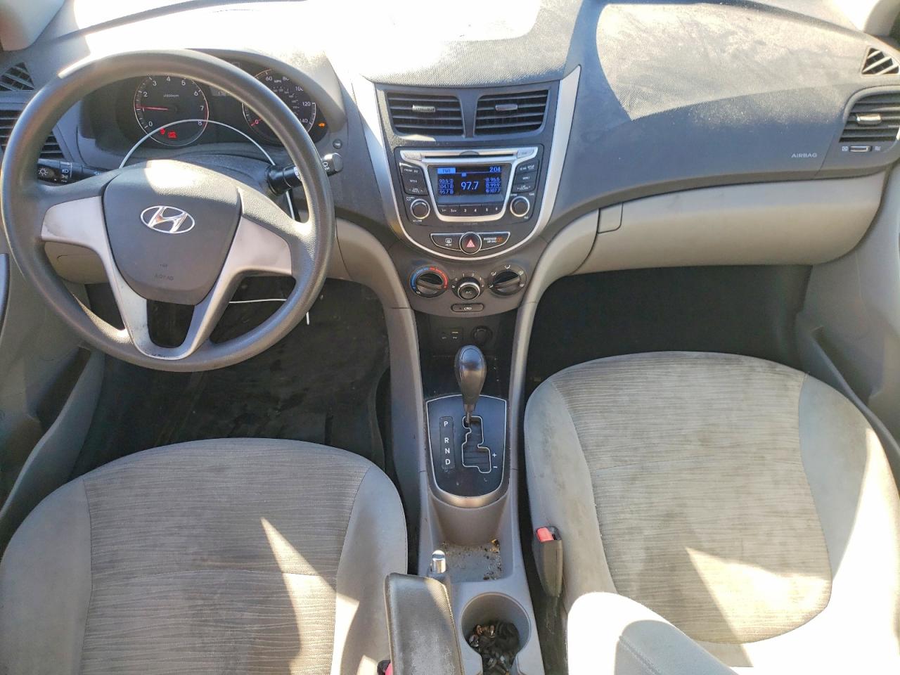 2016 HYUNDAI ACCENT SE photo 29