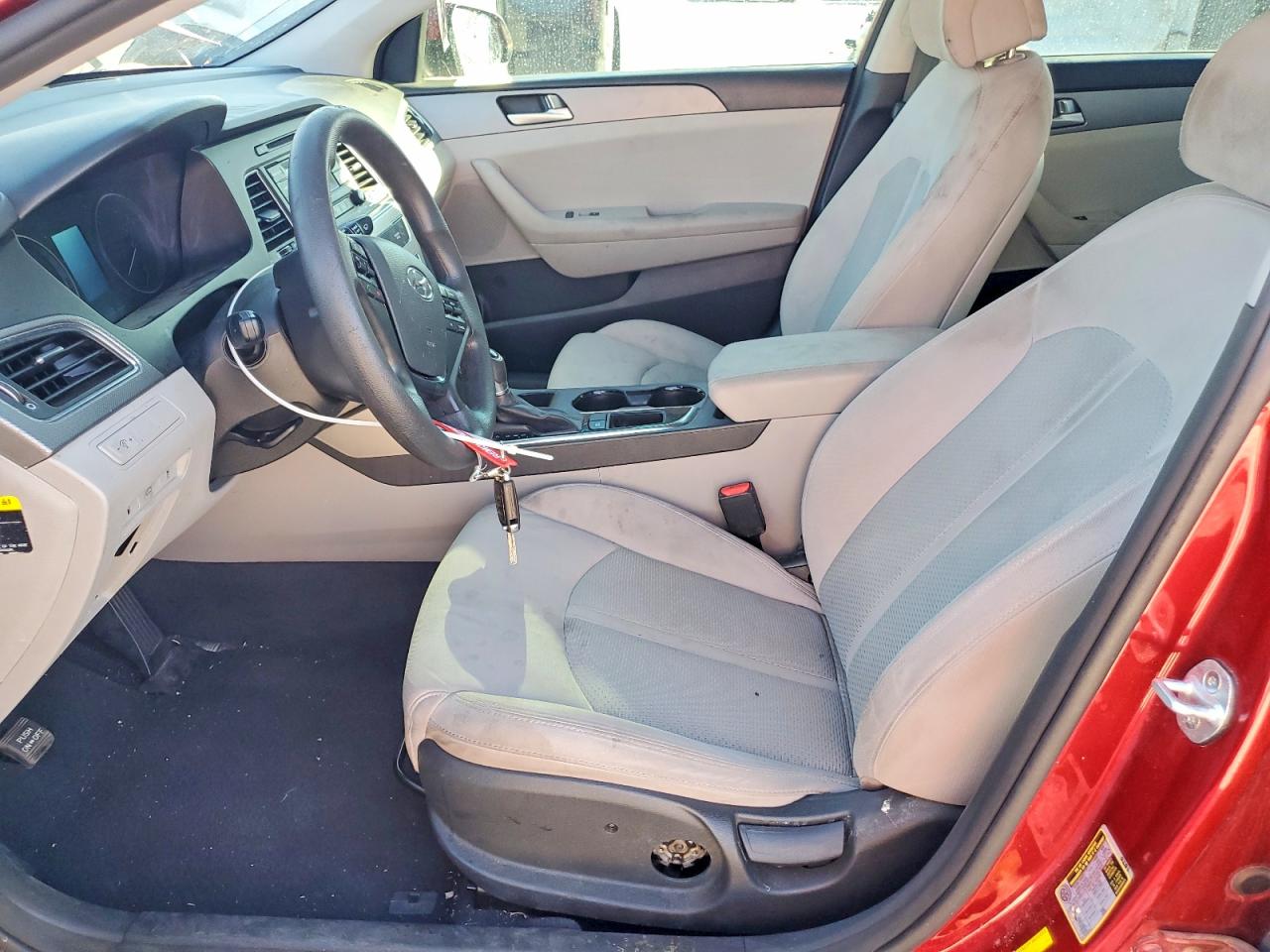 2015 HYUNDAI SONATA SE photo 13