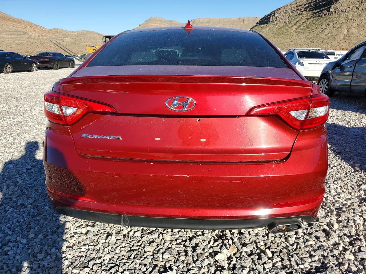 2015 HYUNDAI SONATA SE photo 11