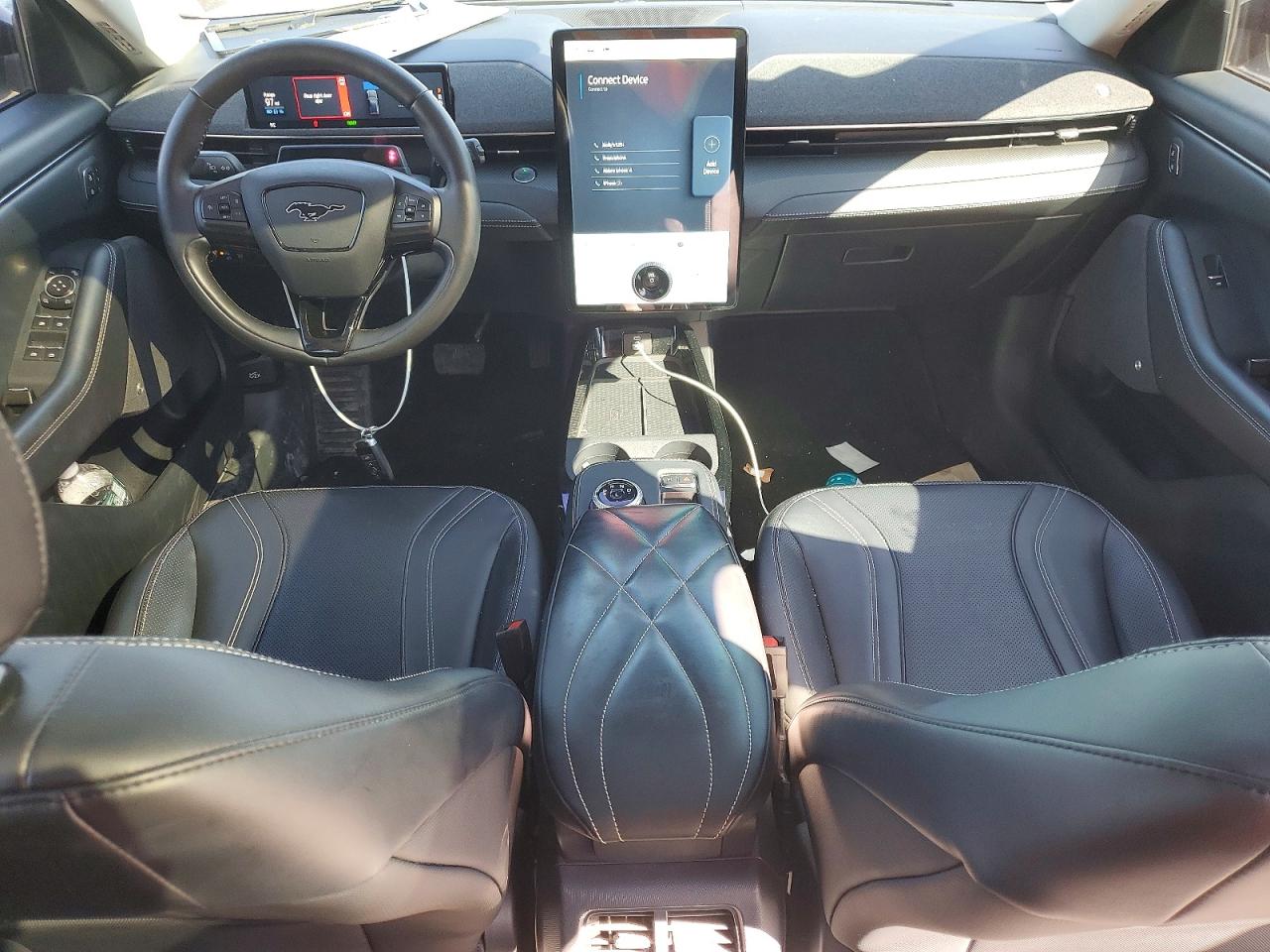 2022 FORD MUSTANG MACH-E PREMIUM photo 22