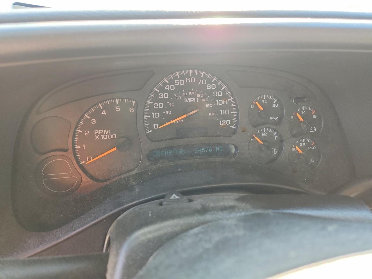 2004 CHEVROLET SILVERADO C1500 photo 17