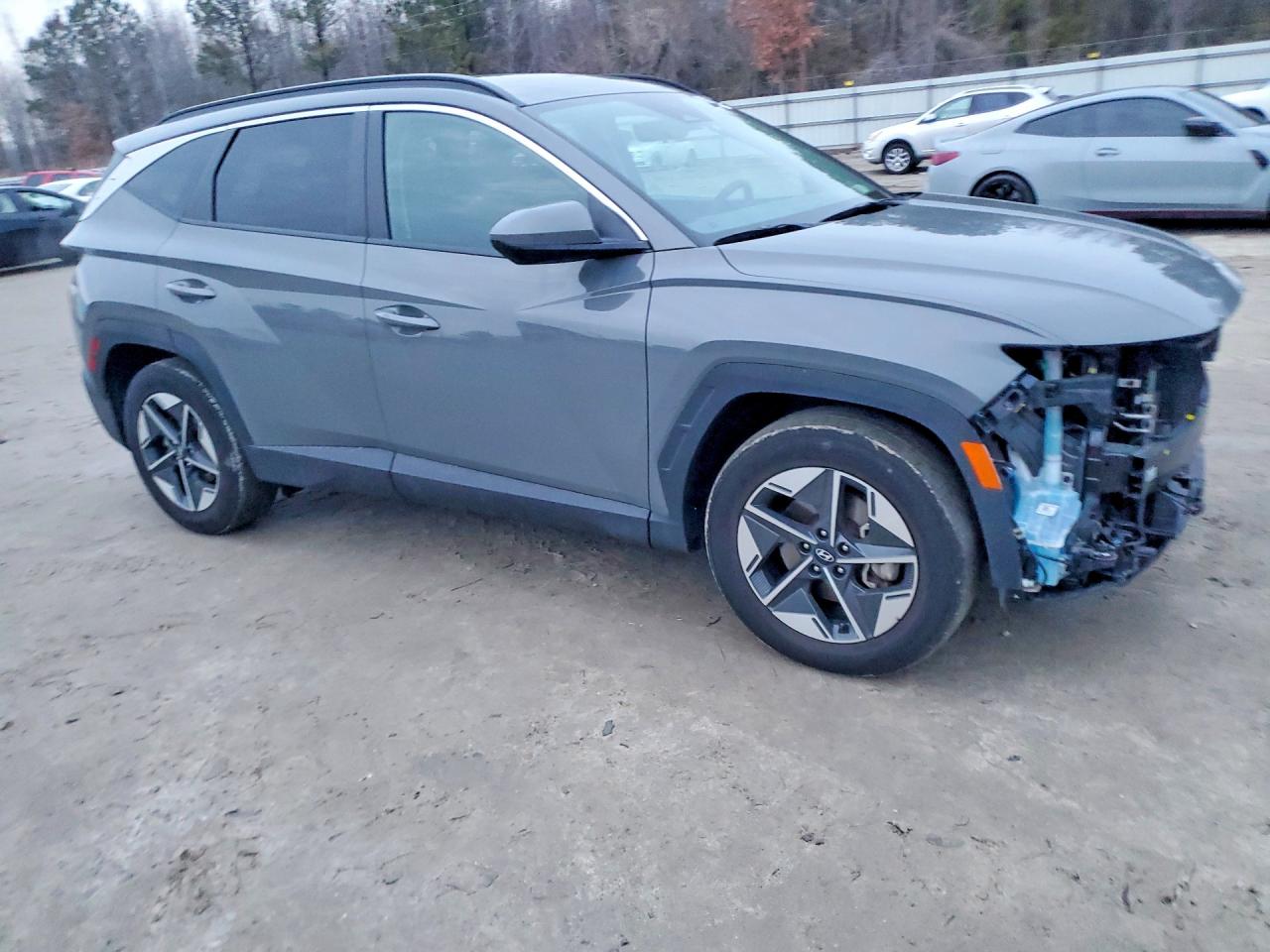 2025 HYUNDAI TUCSON SEL photo 4