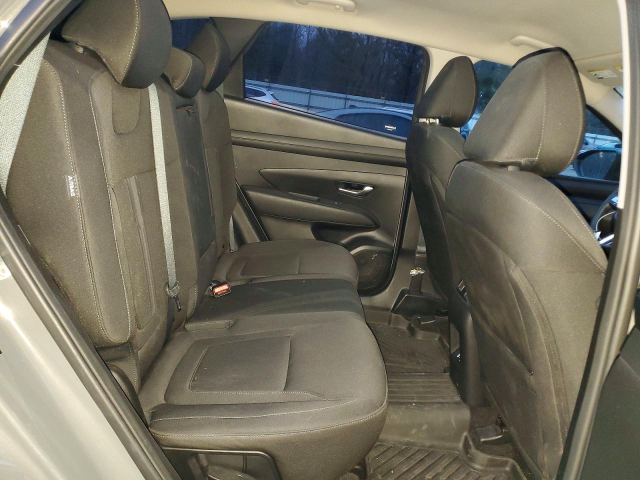 2025 HYUNDAI TUCSON SEL photo 11