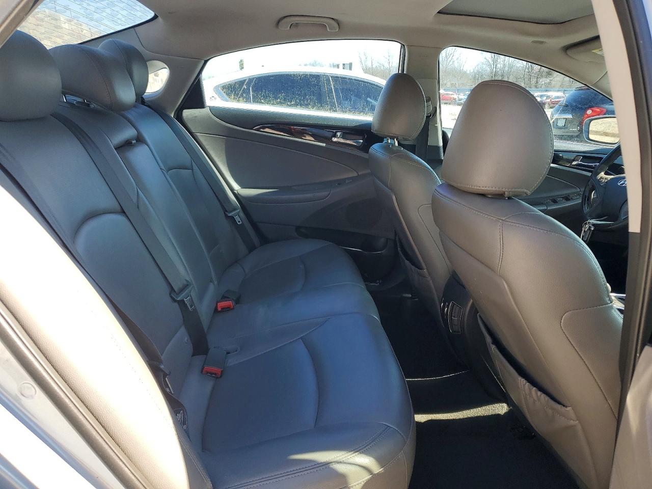 2011 HYUNDAI SONATA LIMITED 2.0T photo 28