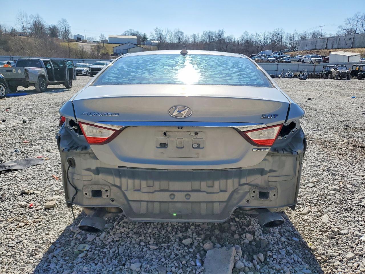 2011 HYUNDAI SONATA LIMITED 2.0T photo 16