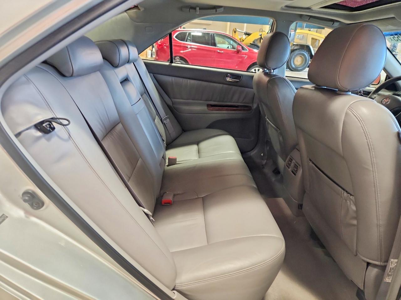 2006 TOYOTA CAMRY XLE V6 photo 19