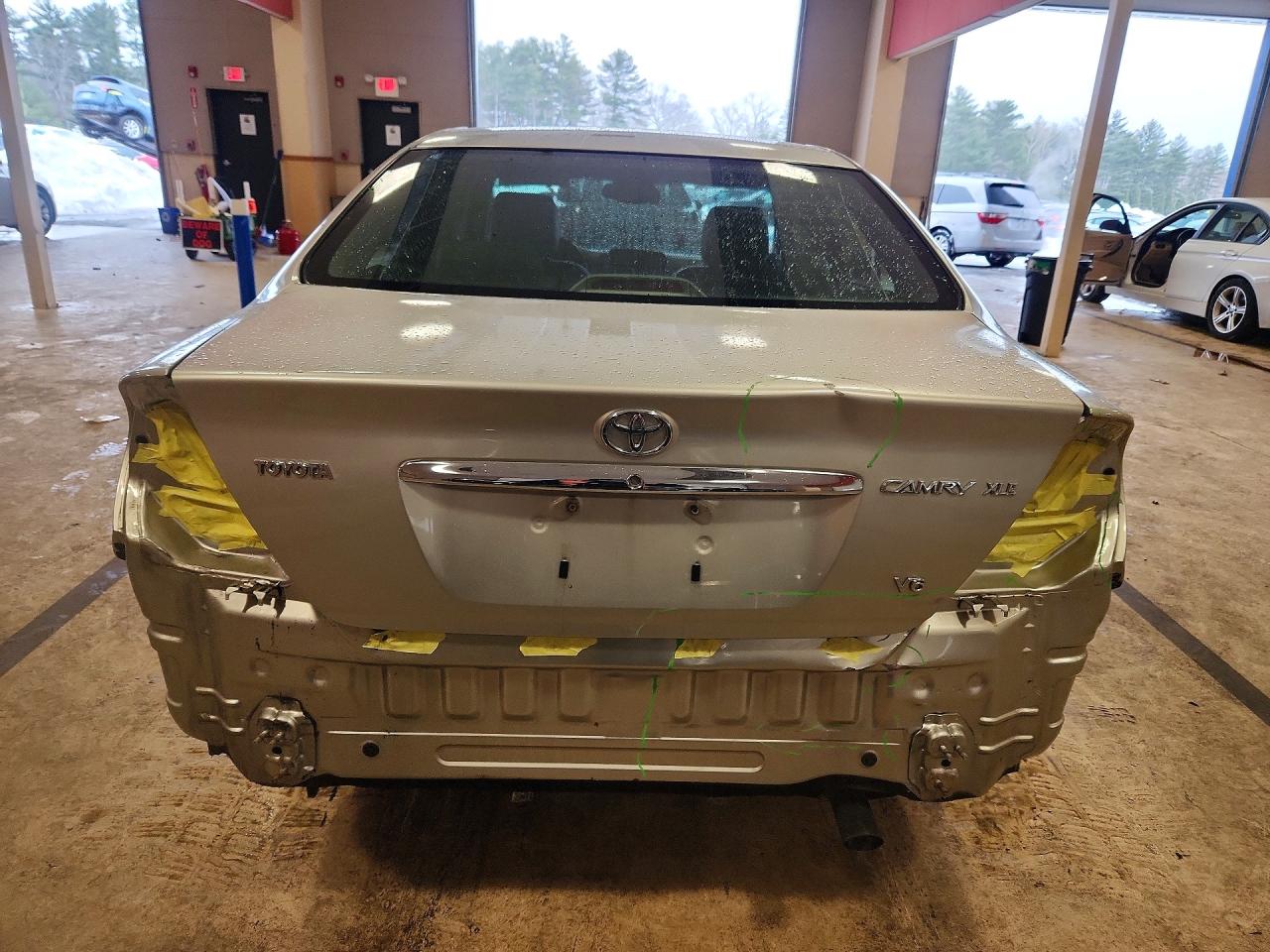 2006 TOYOTA CAMRY XLE V6 photo 11