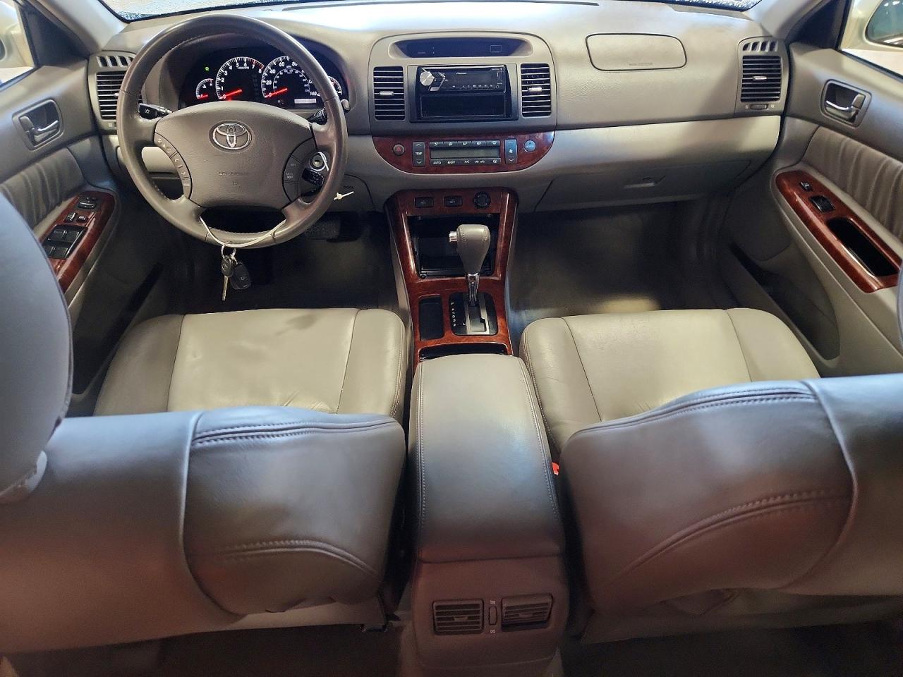 2006 TOYOTA CAMRY XLE V6 photo 15