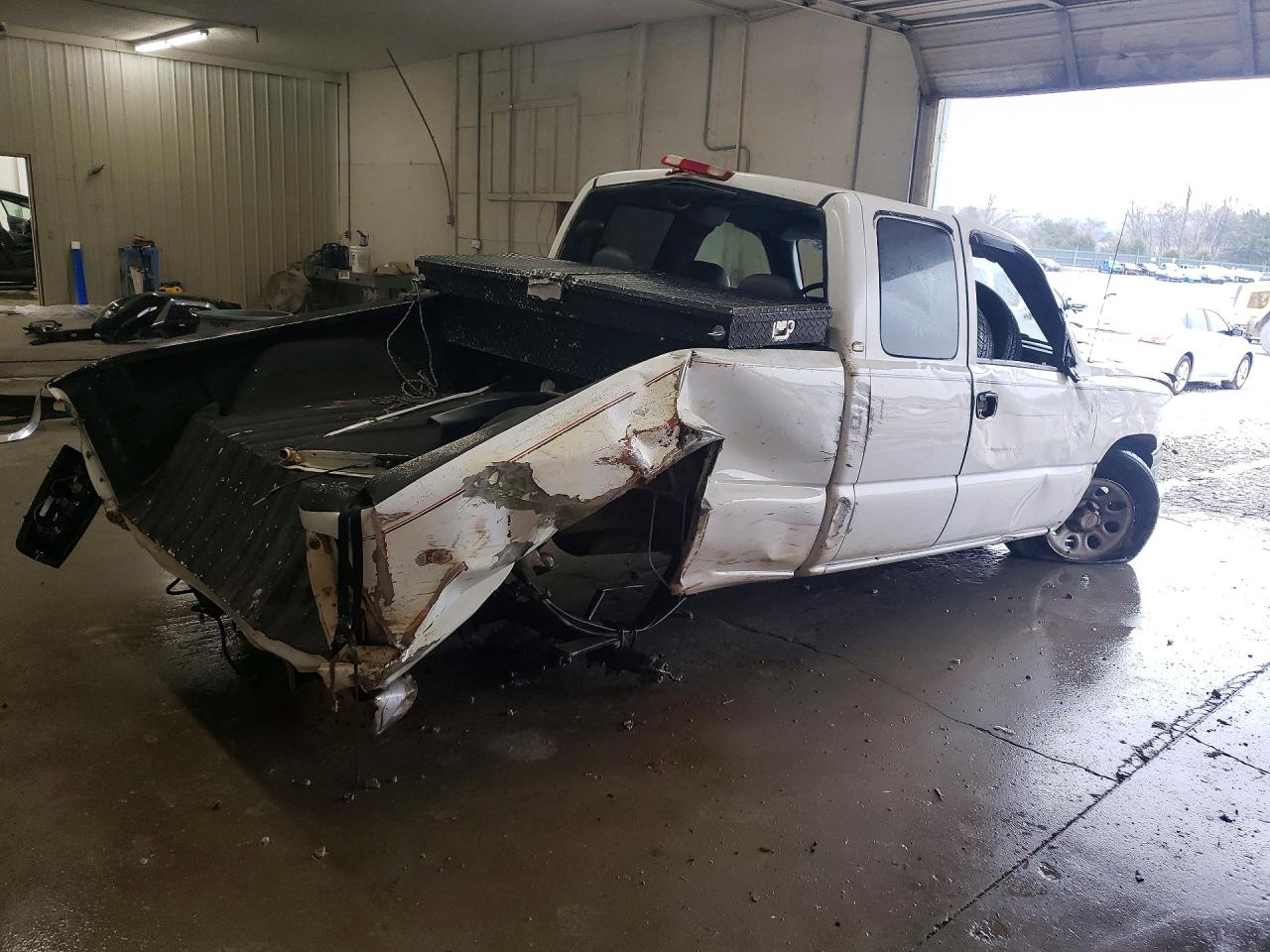 2005 CHEVROLET SILVERADO C1500 photo 5