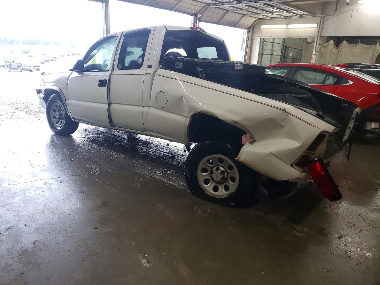 2005 CHEVROLET SILVERADO C1500 photo 3