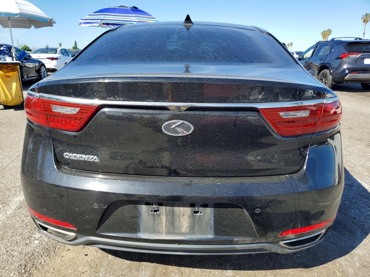 2019 KIA CADENZA PREMIUM photo 16