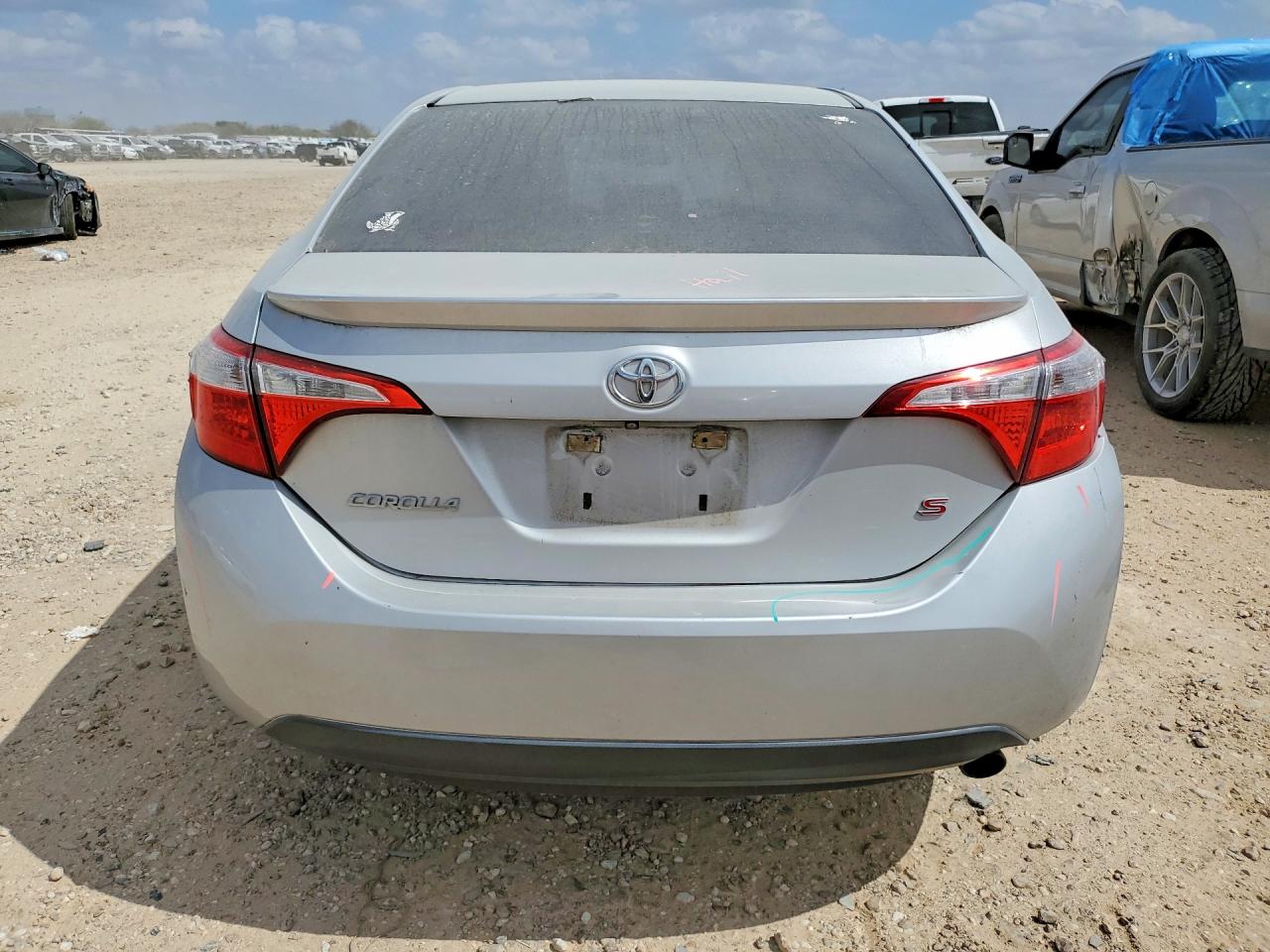 2015 TOYOTA COROLLA S PLUS photo 11