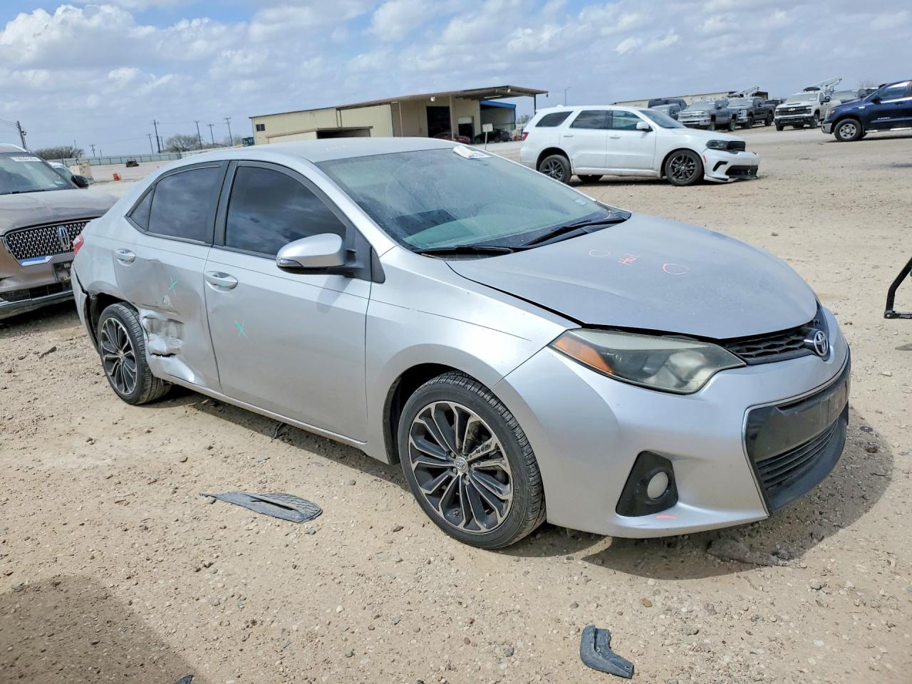 2015 TOYOTA COROLLA S PLUS photo 7