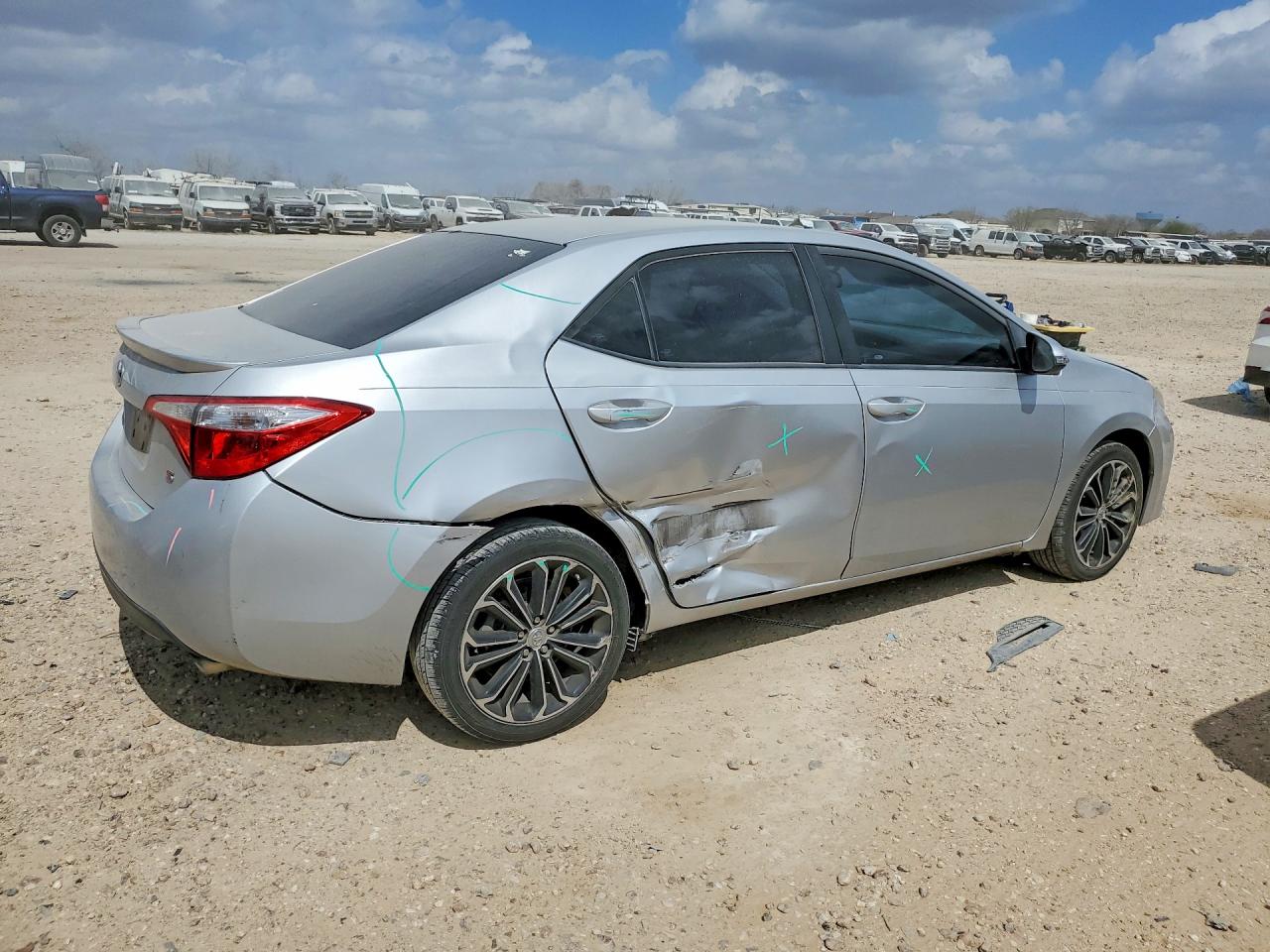 2015 TOYOTA COROLLA S PLUS photo 5