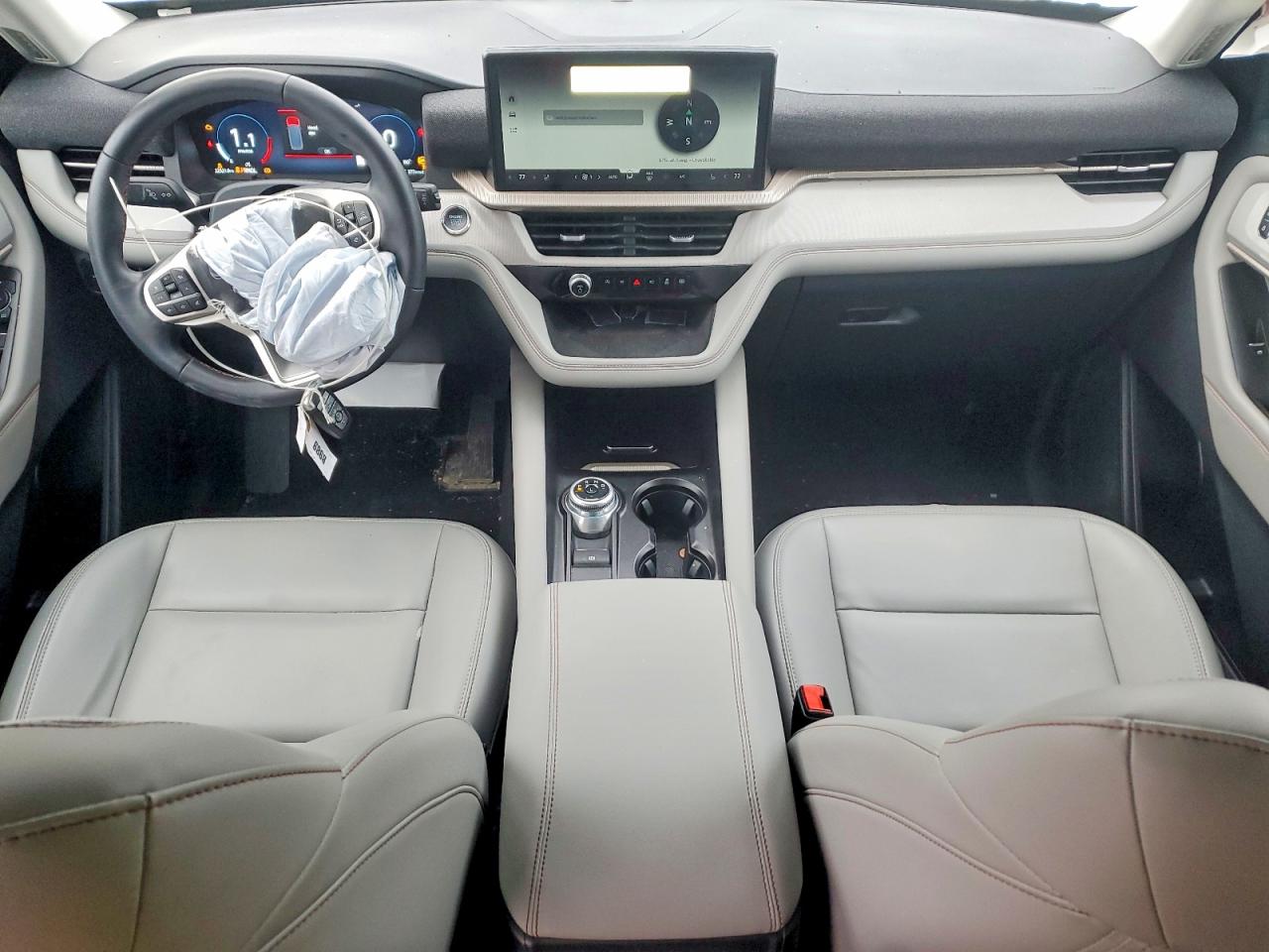 2025 FORD EXPLORER ACTIVE photo 8