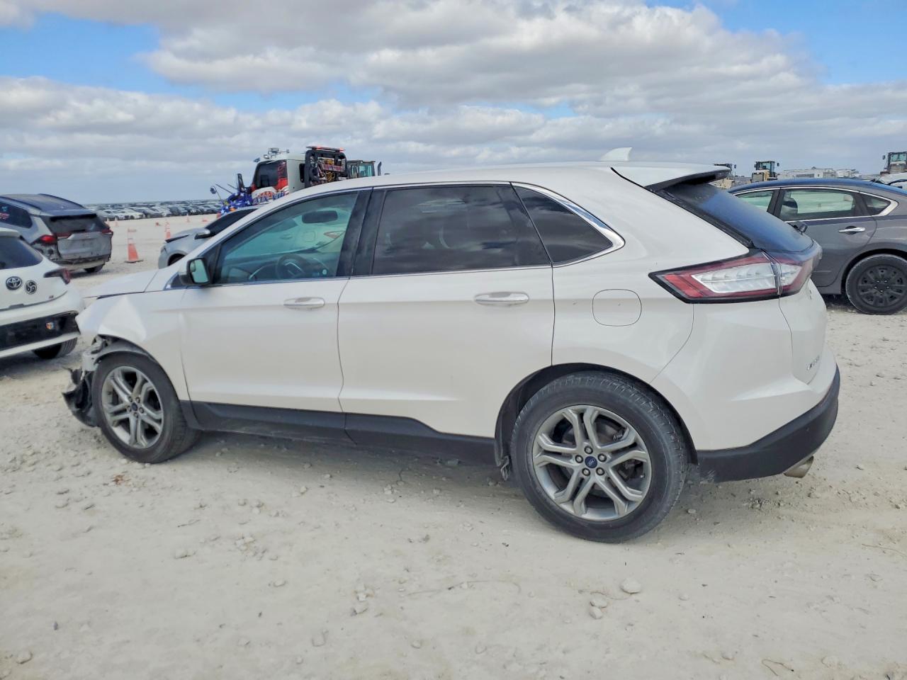 2018 FORD EDGE TITANIUM photo 2