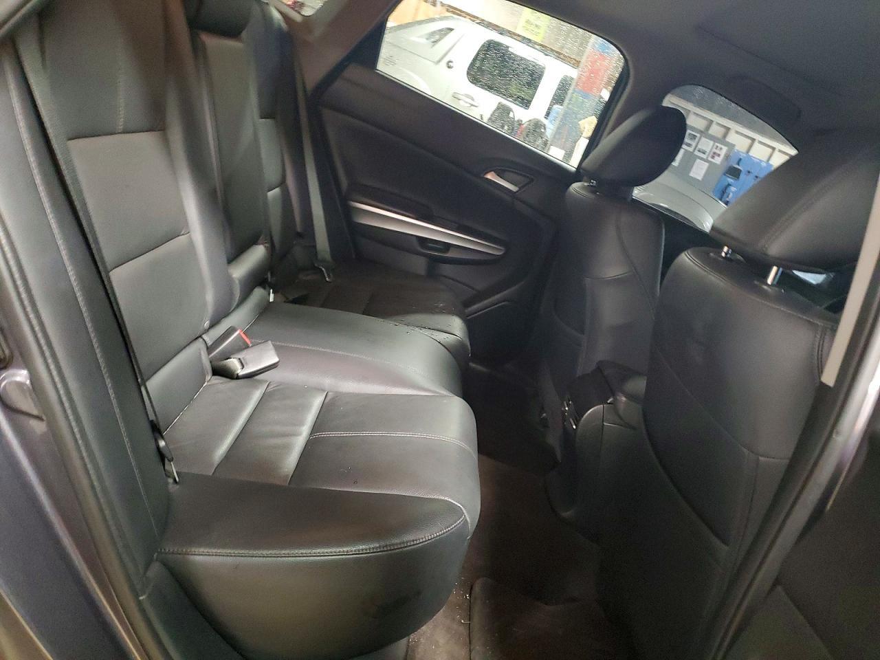 2015 HONDA CROSSTOUR EXL photo 31
