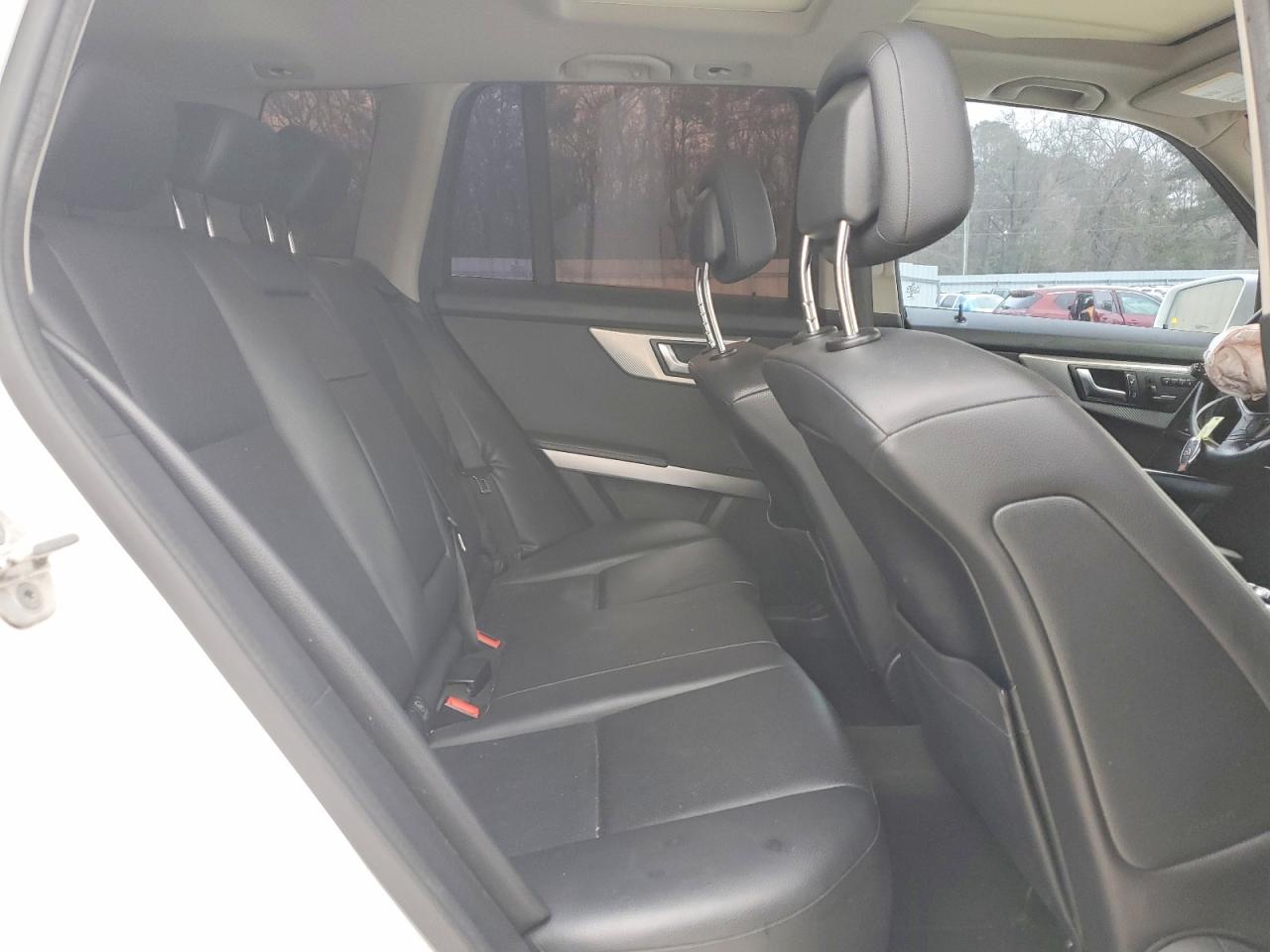 2015 MERCEDES-BENZ GLK 350 photo 10