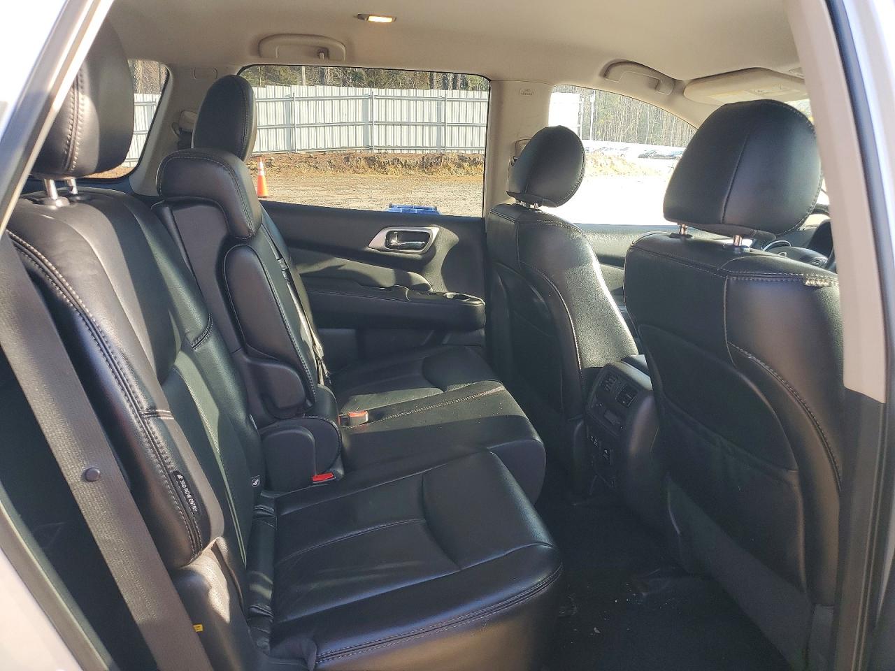 2020 NISSAN PATHFINDER SL photo 19