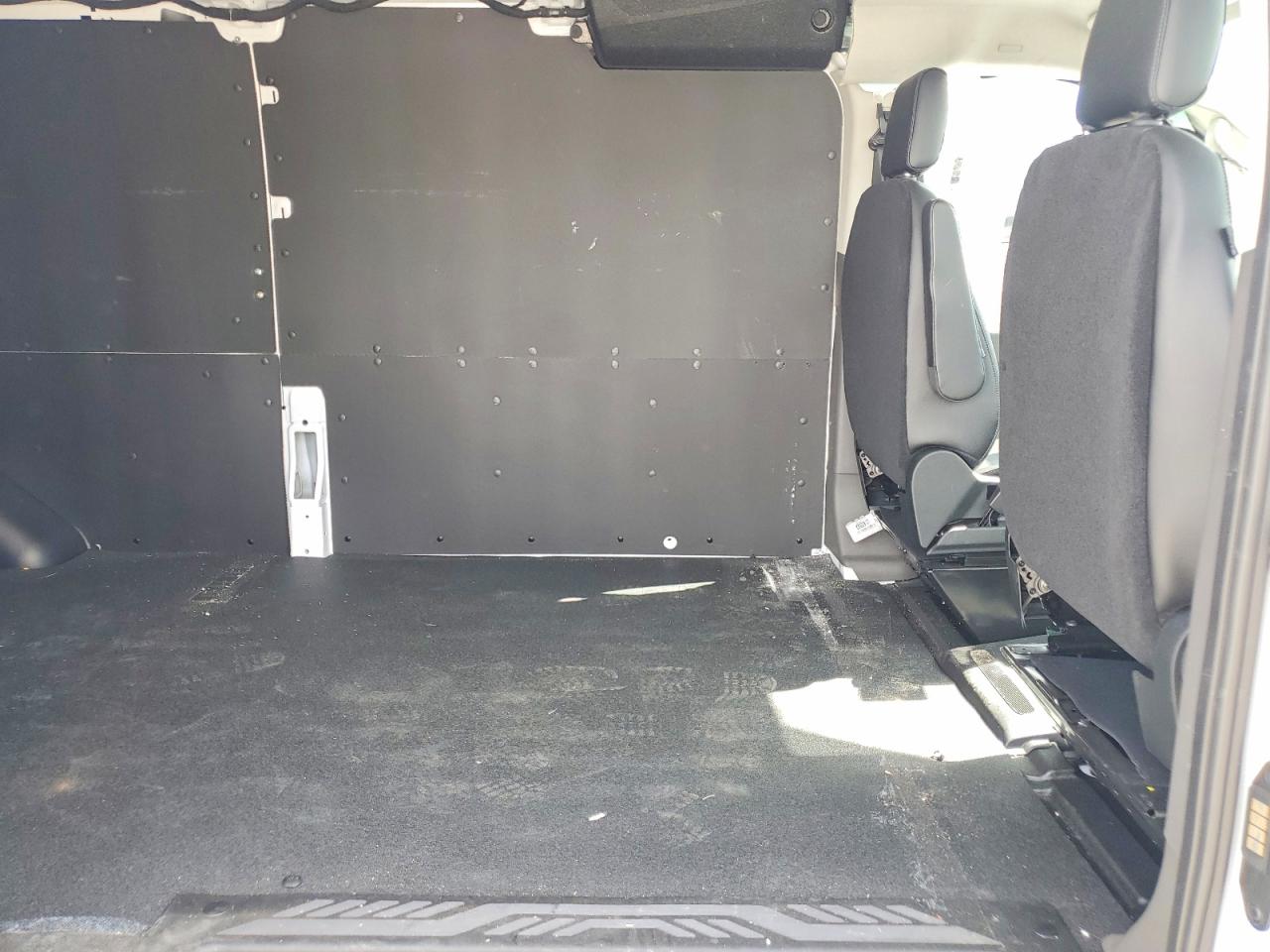 2025 FORD TRANSIT 250 DELIVERY VAN photo 21