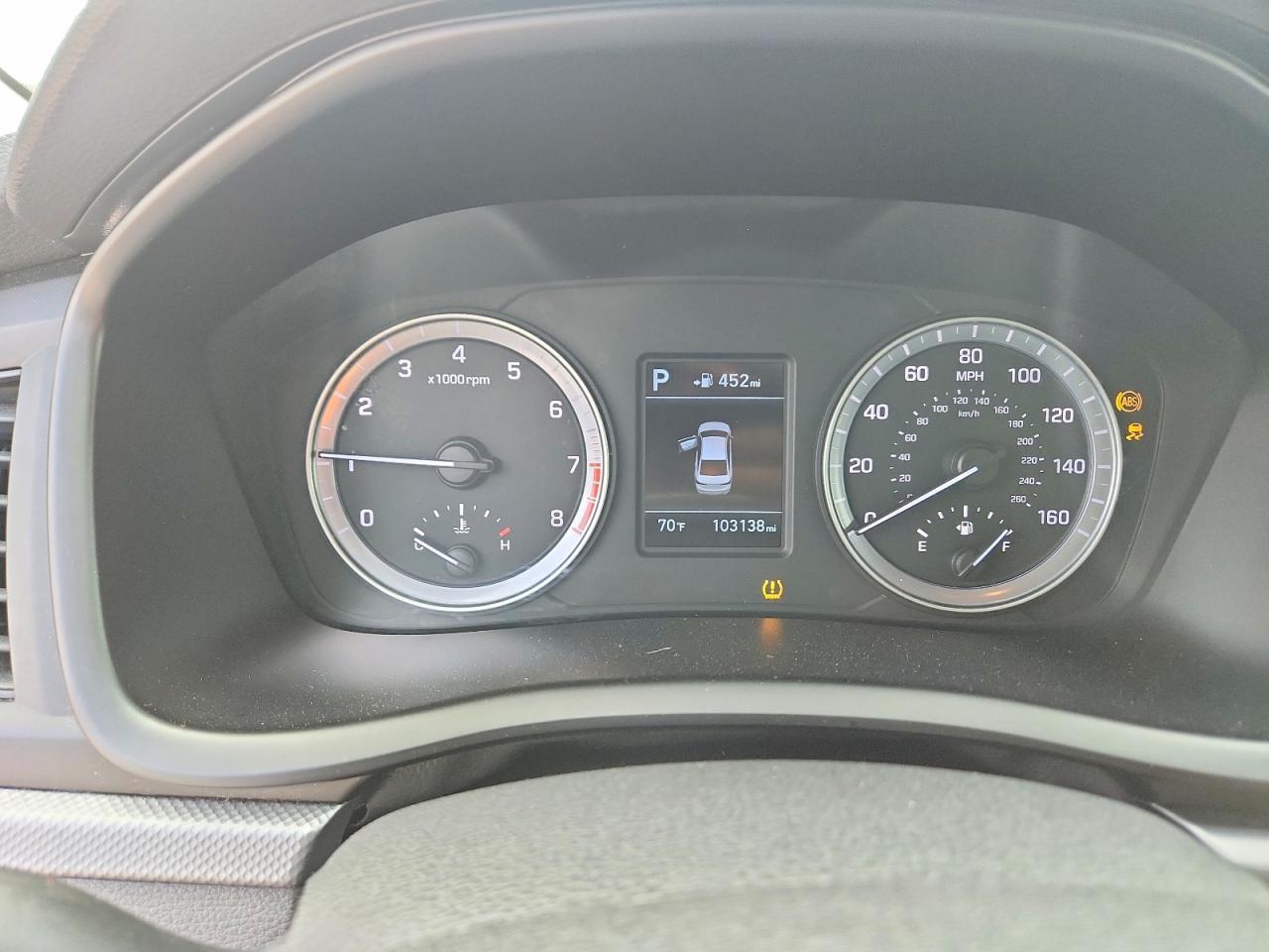 2018 HYUNDAI SONATA SE photo 9