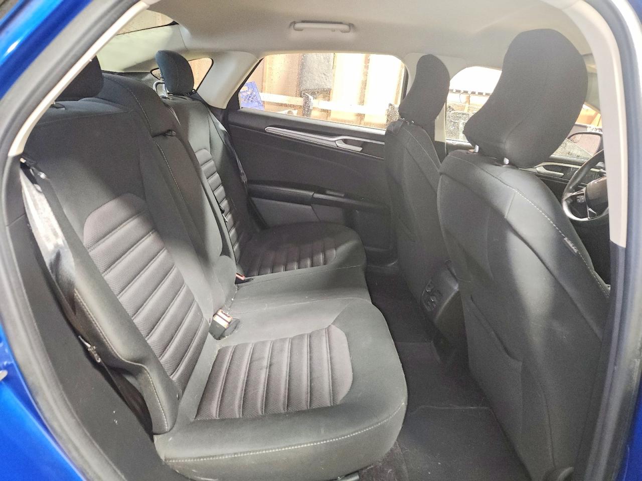 2017 FORD FUSION SE photo 10