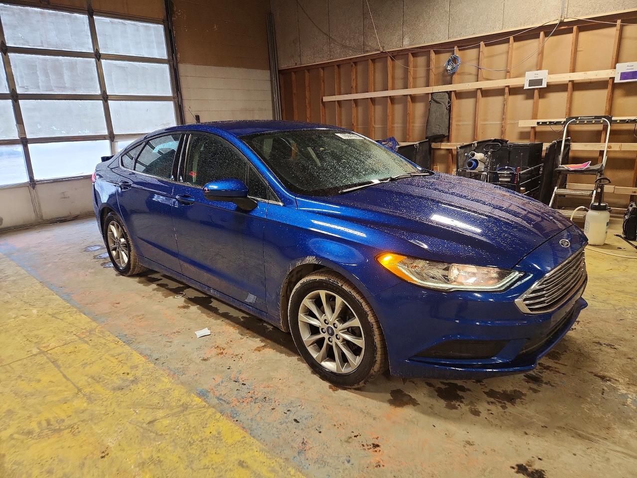 2017 FORD FUSION SE photo 4